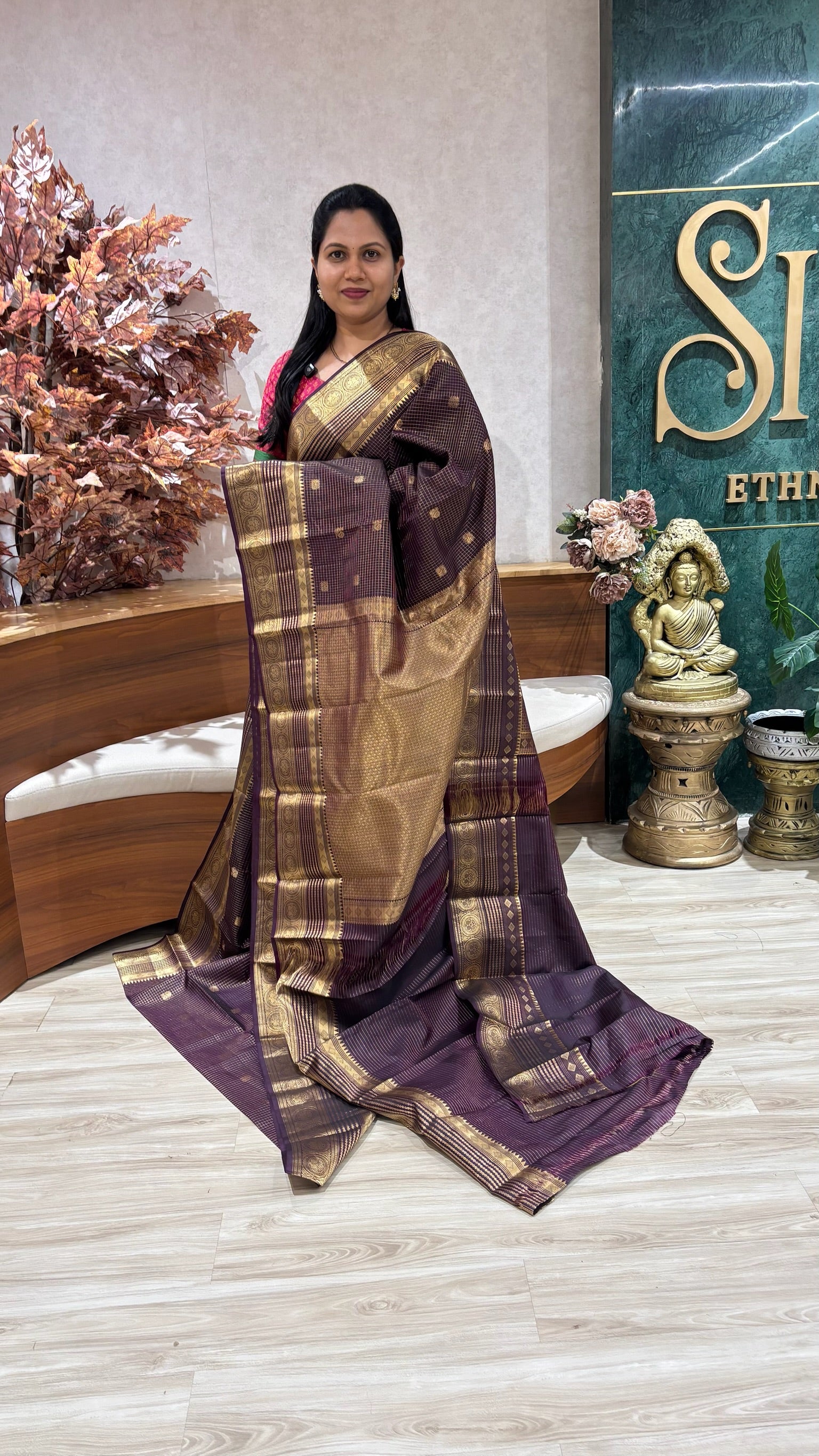 Handloom vintage Kanchi dual shade of purple