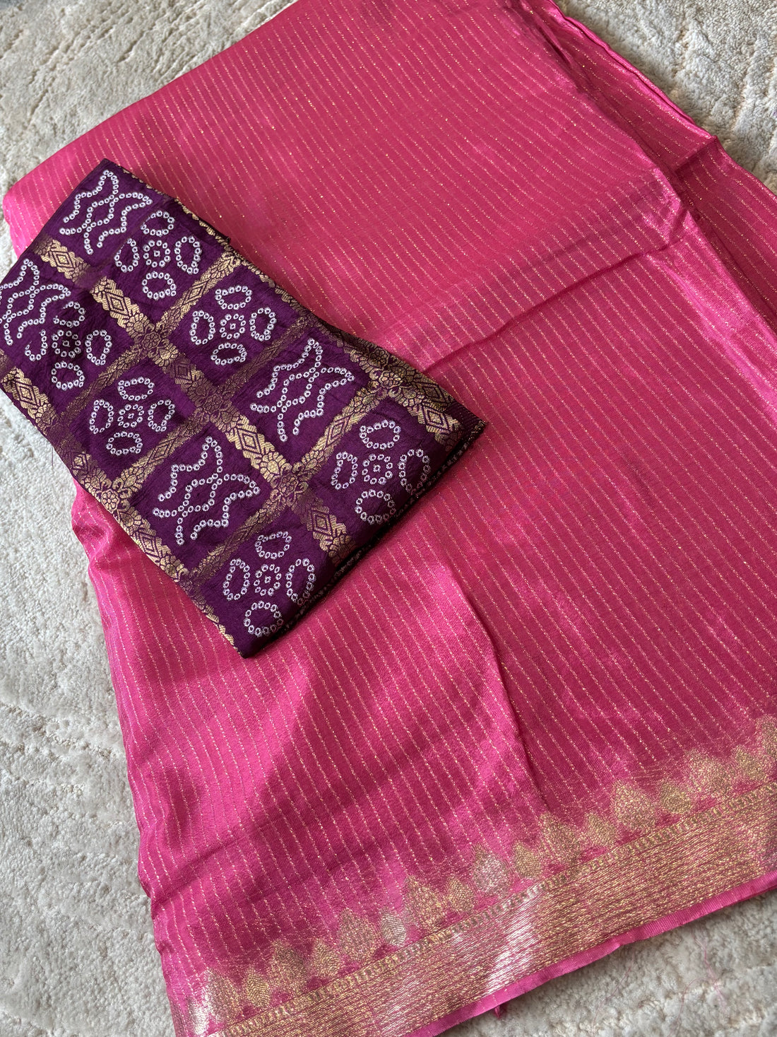 Baby pink wine bandhini