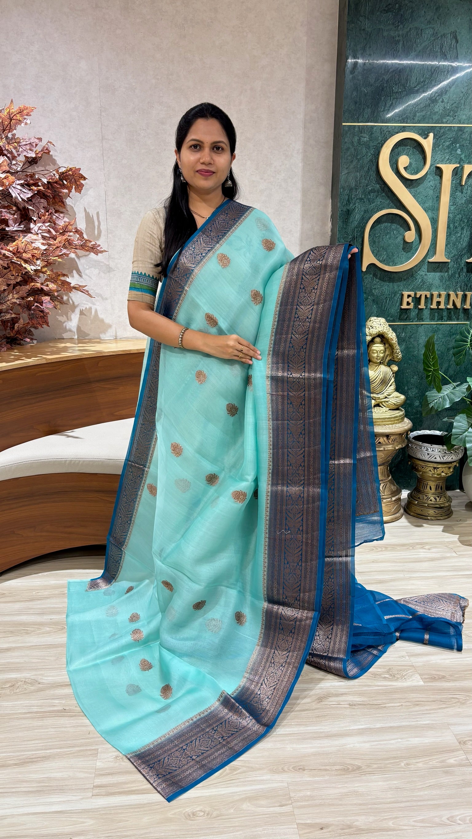 Handloom kora
