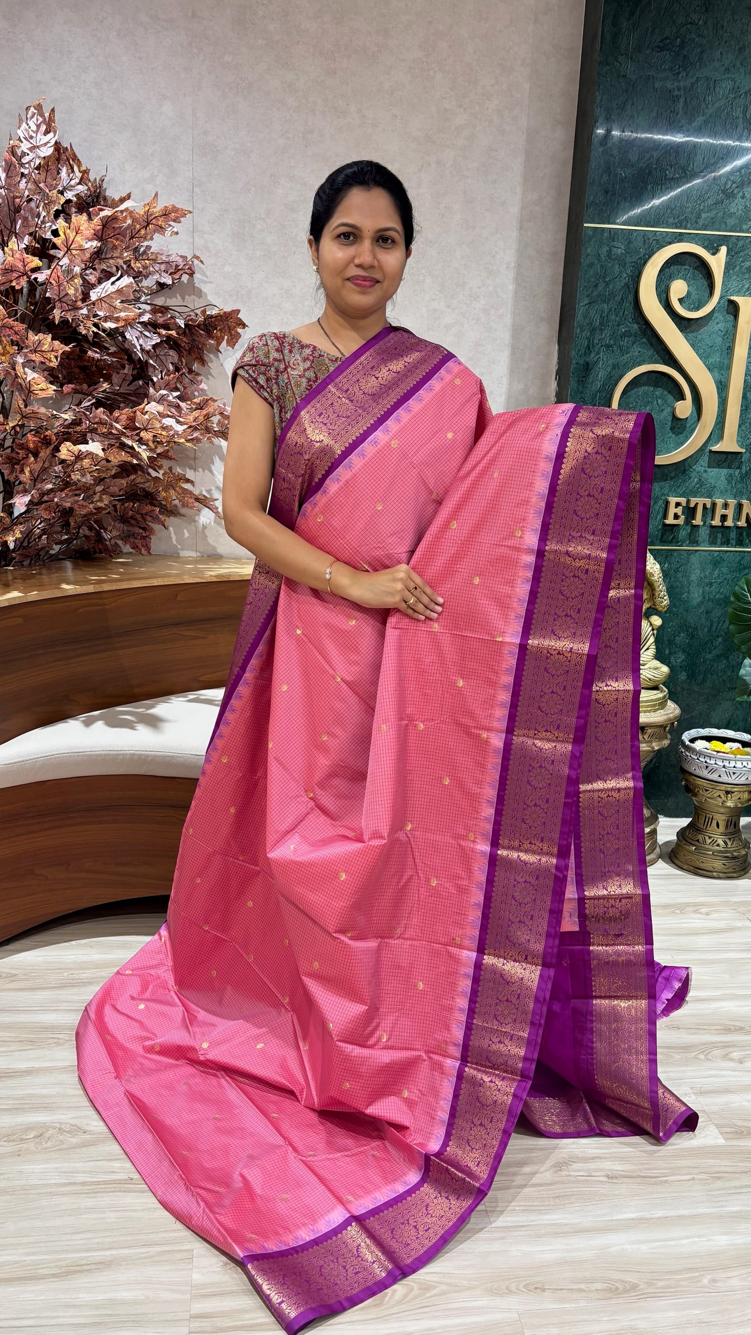 Semi Gadwal