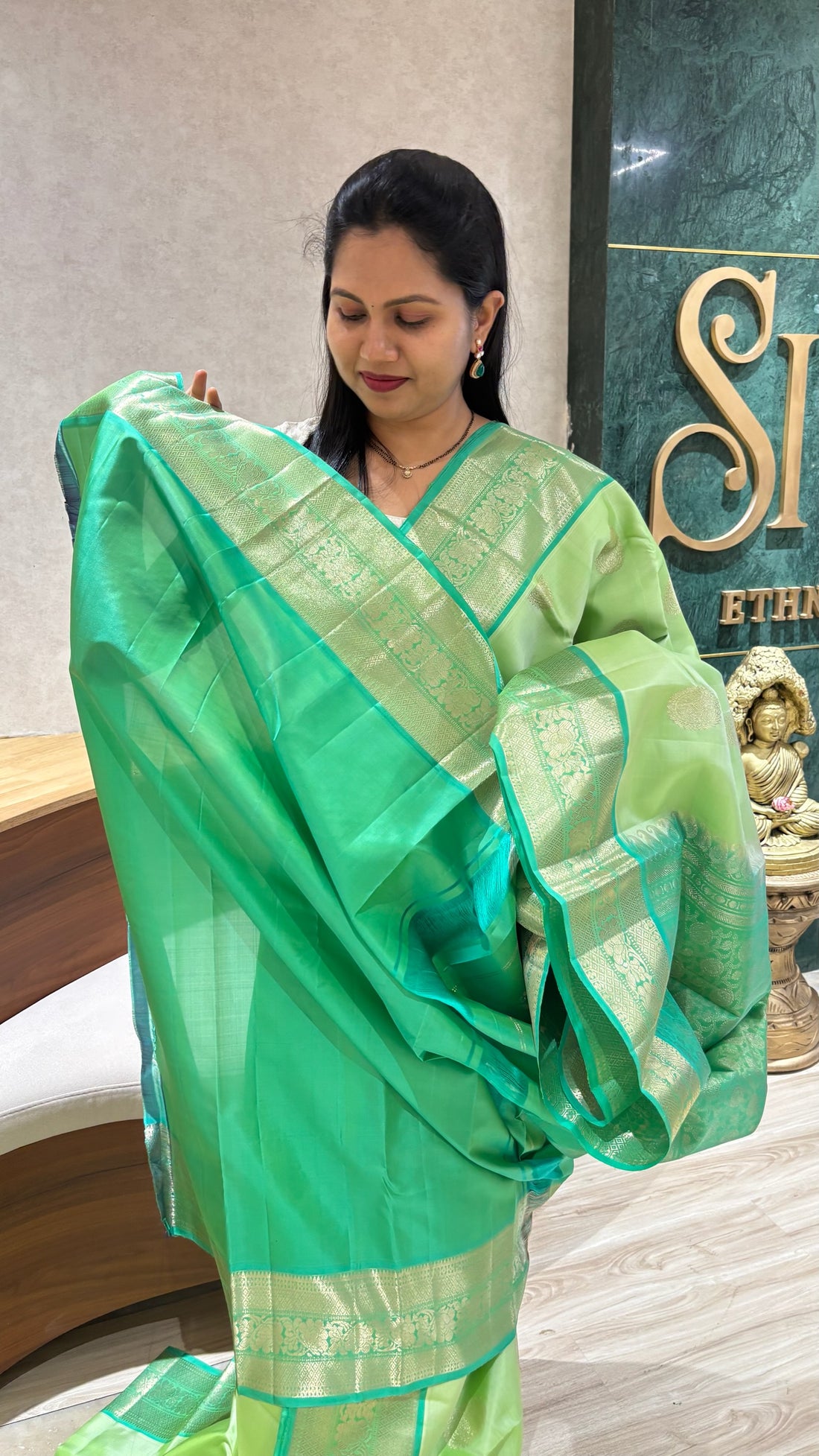 Kanchi pattu shaded of green