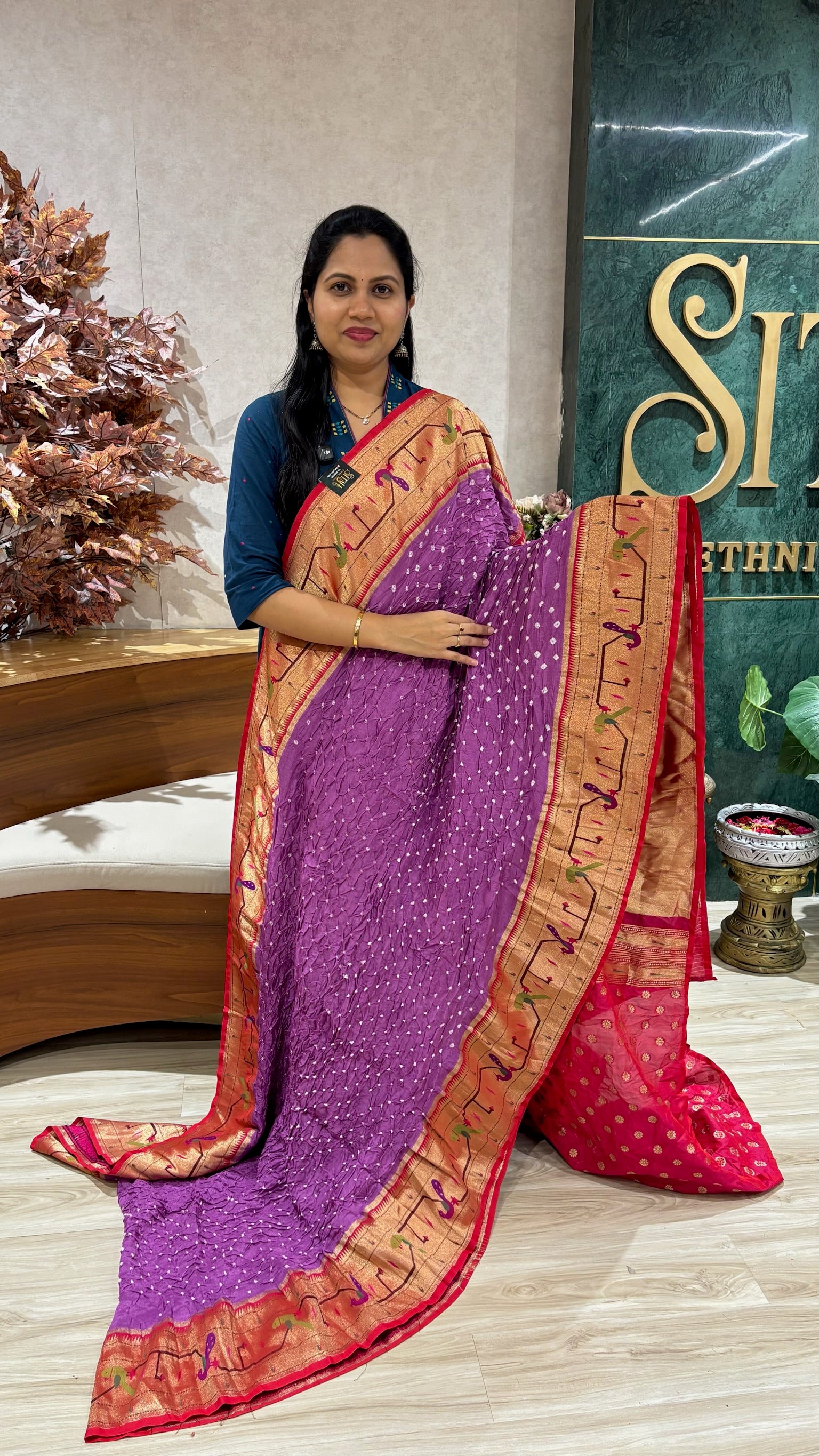 Bandhini paithani