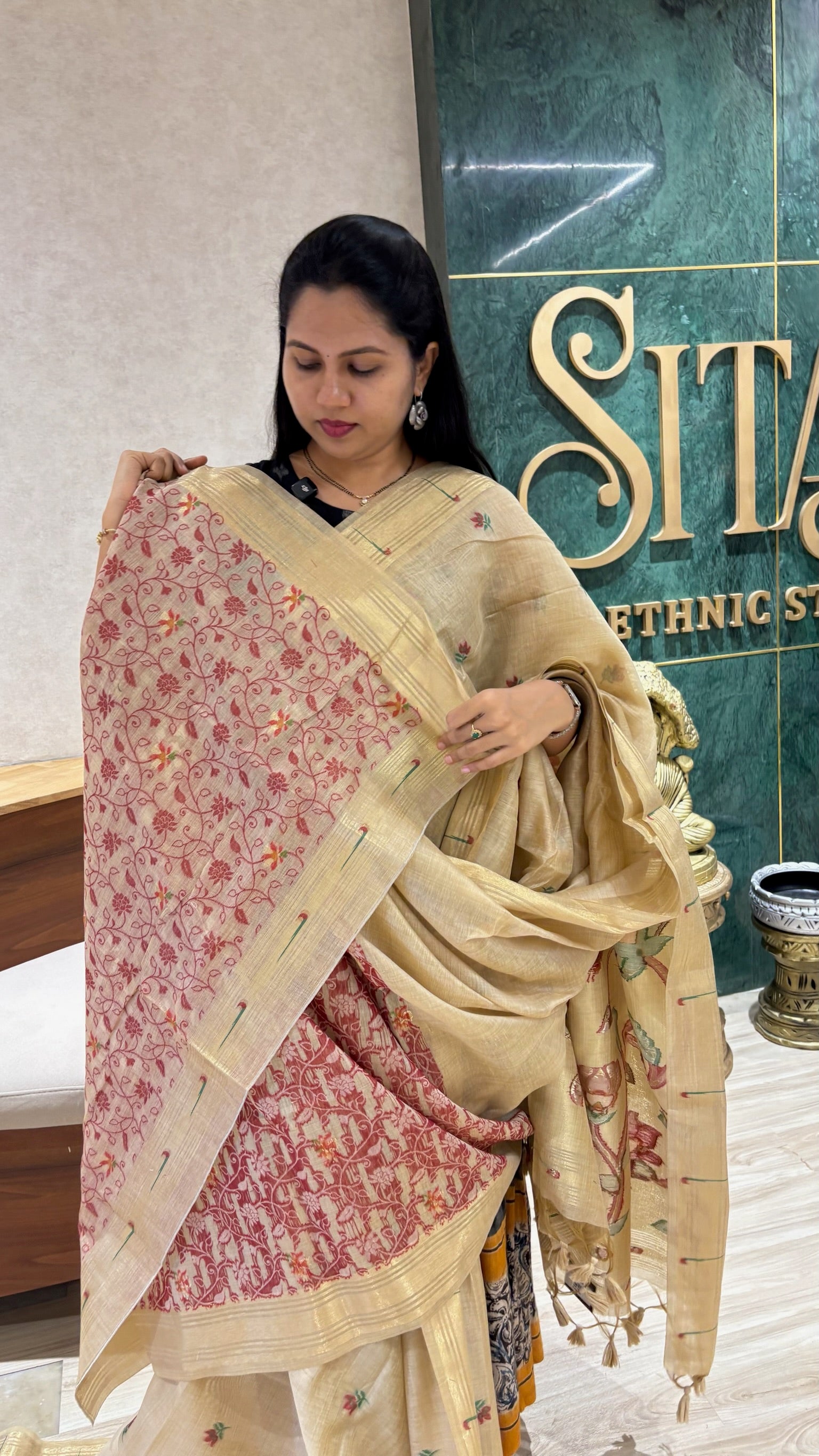 Munga cotton paithani beige