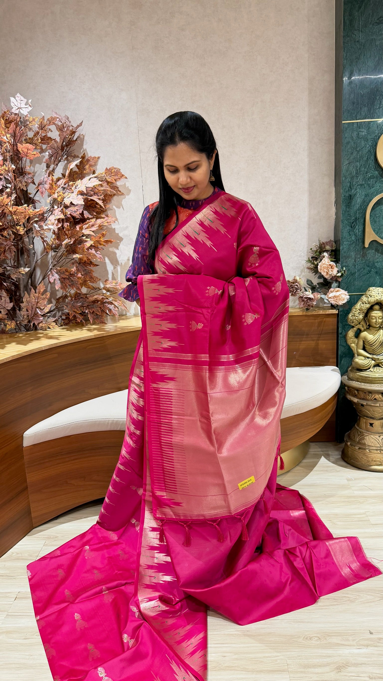 Fancy silk temple border