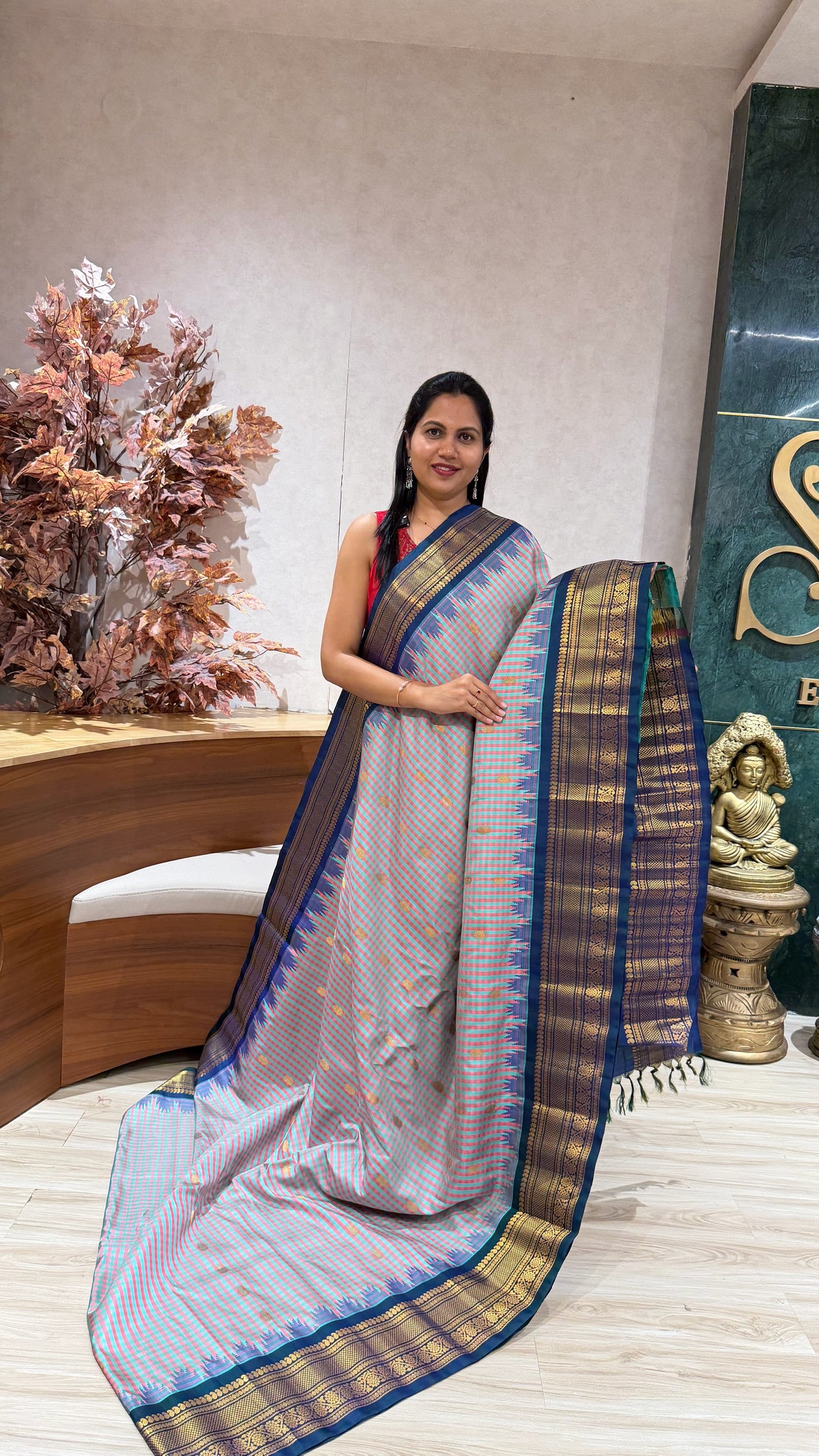 Handloom gadwal pattu