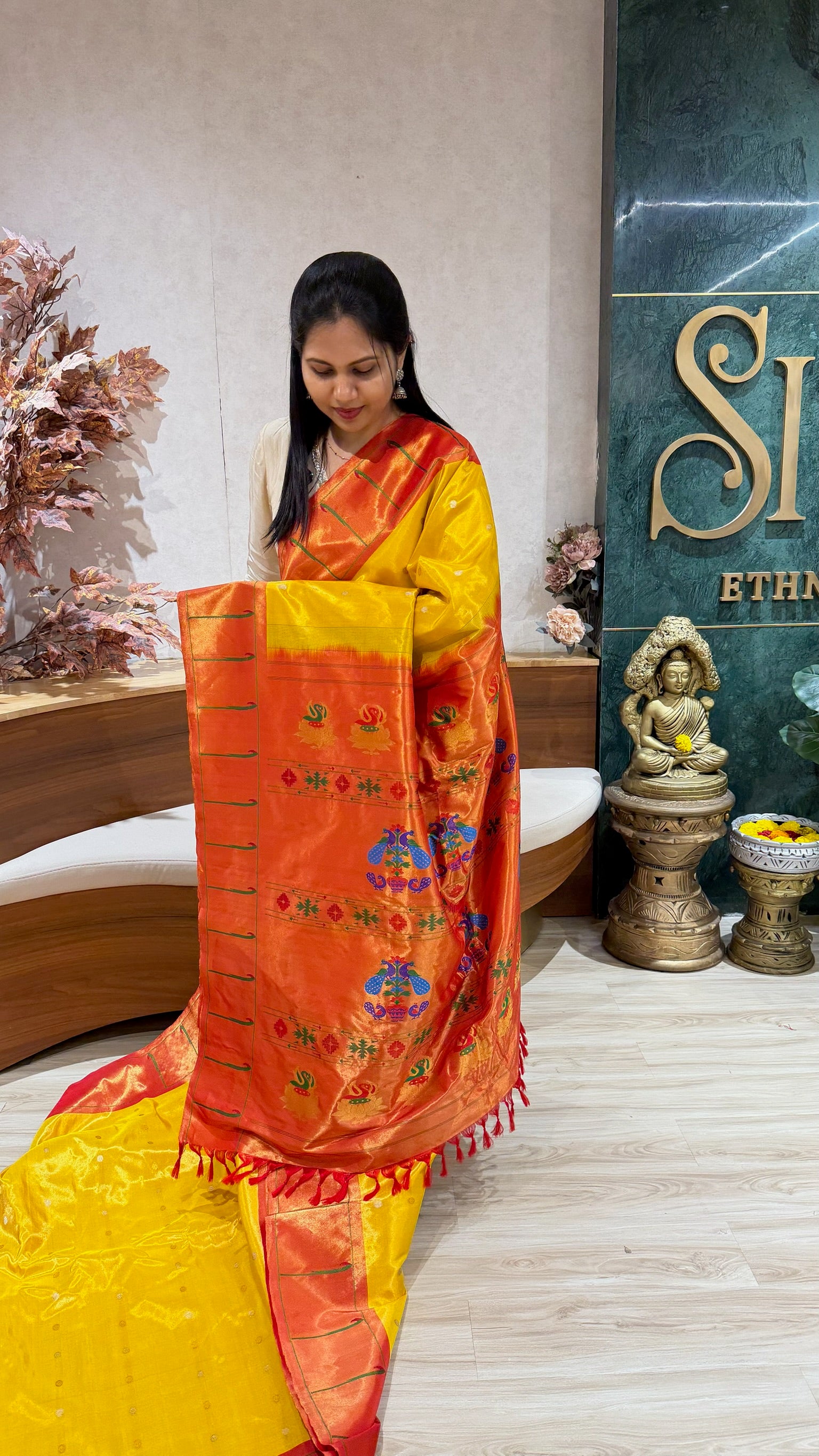 Gadwal tissue paithani