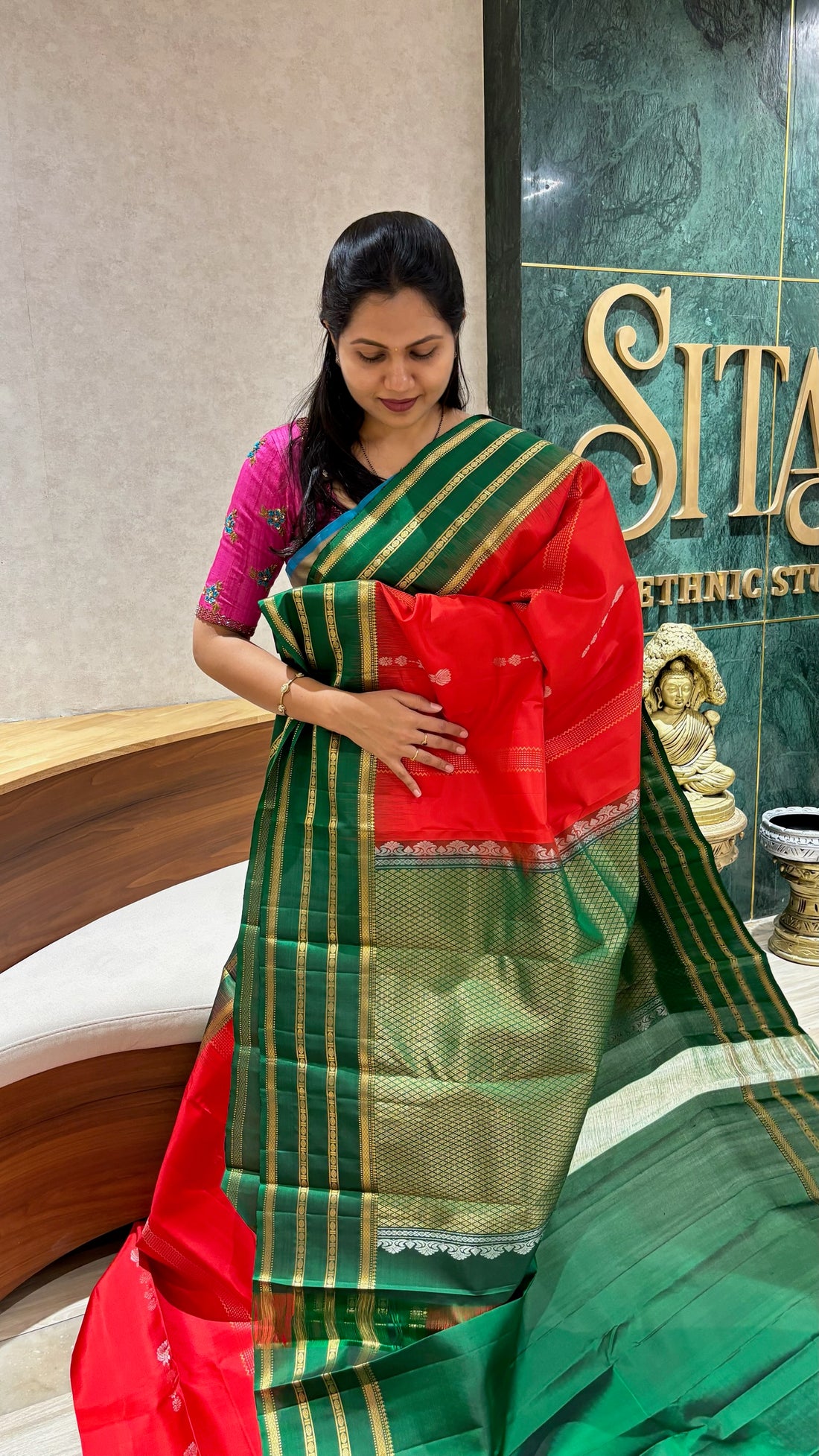 Light weight kanchi pattu