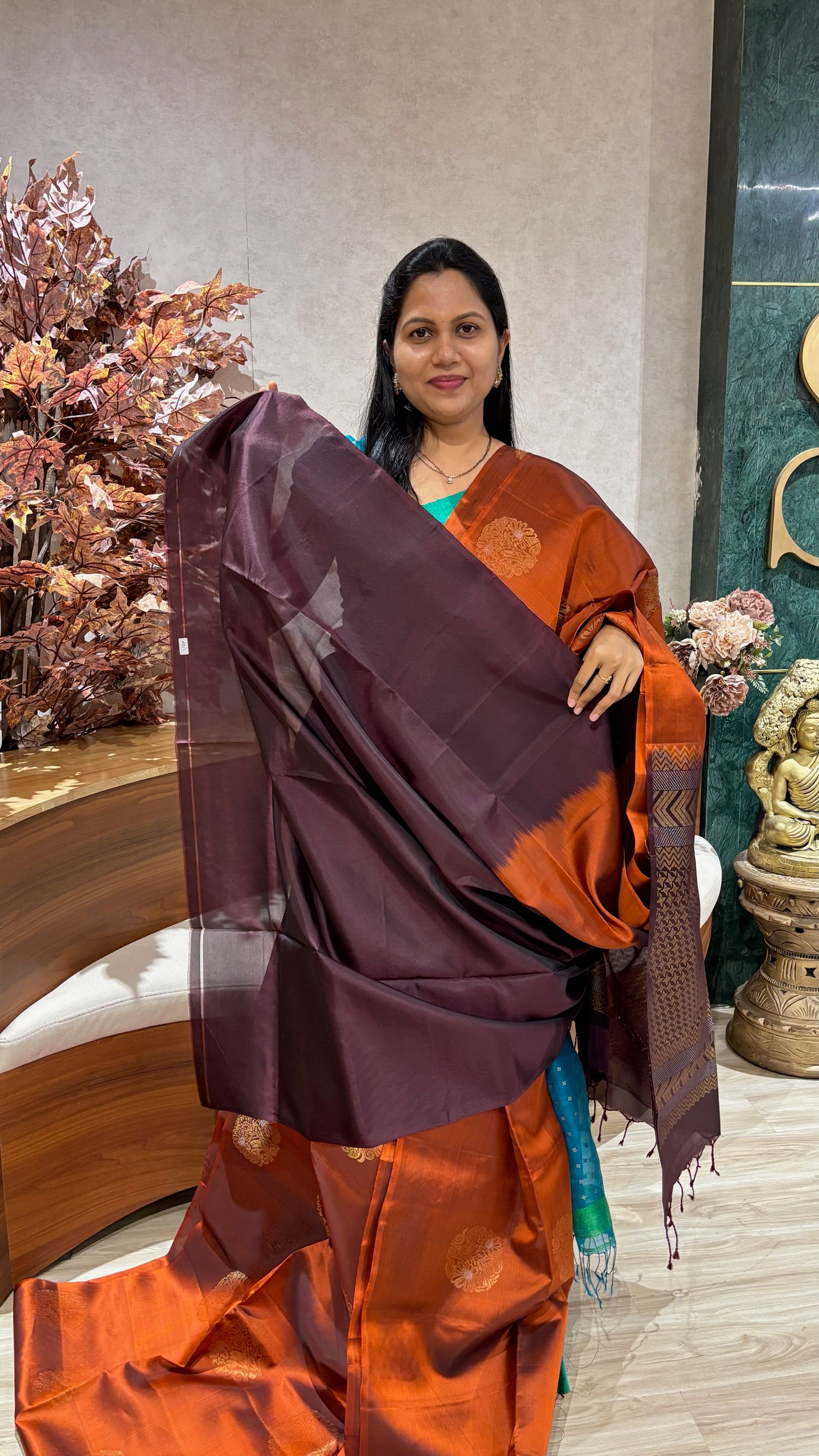 Light weight kanchi pattu