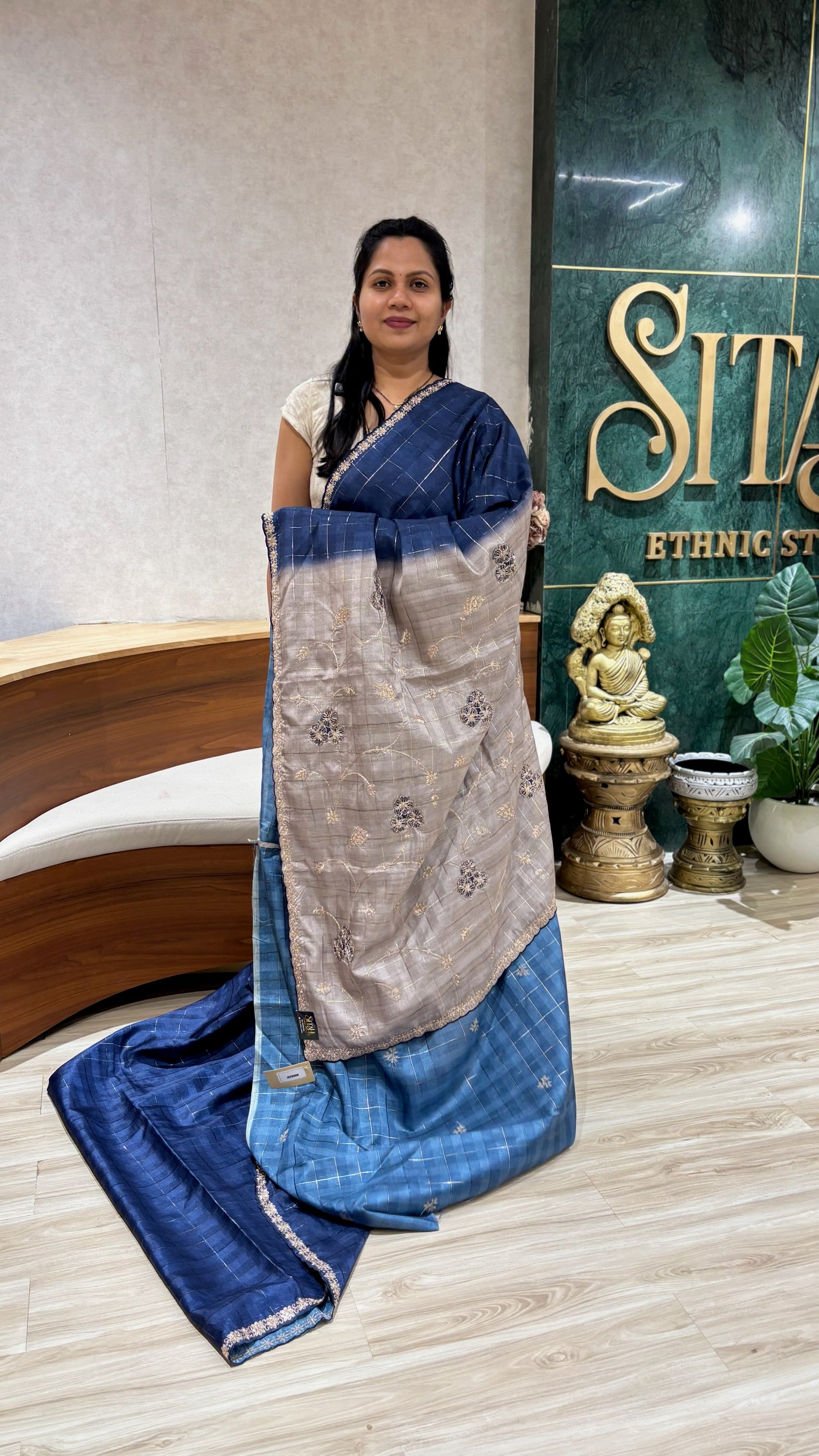 Fancy tussar embroidery border