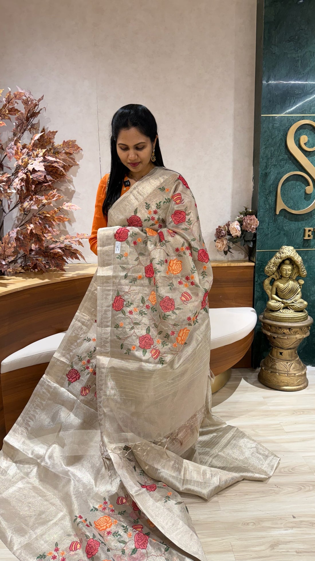 Tissue kota embroidery