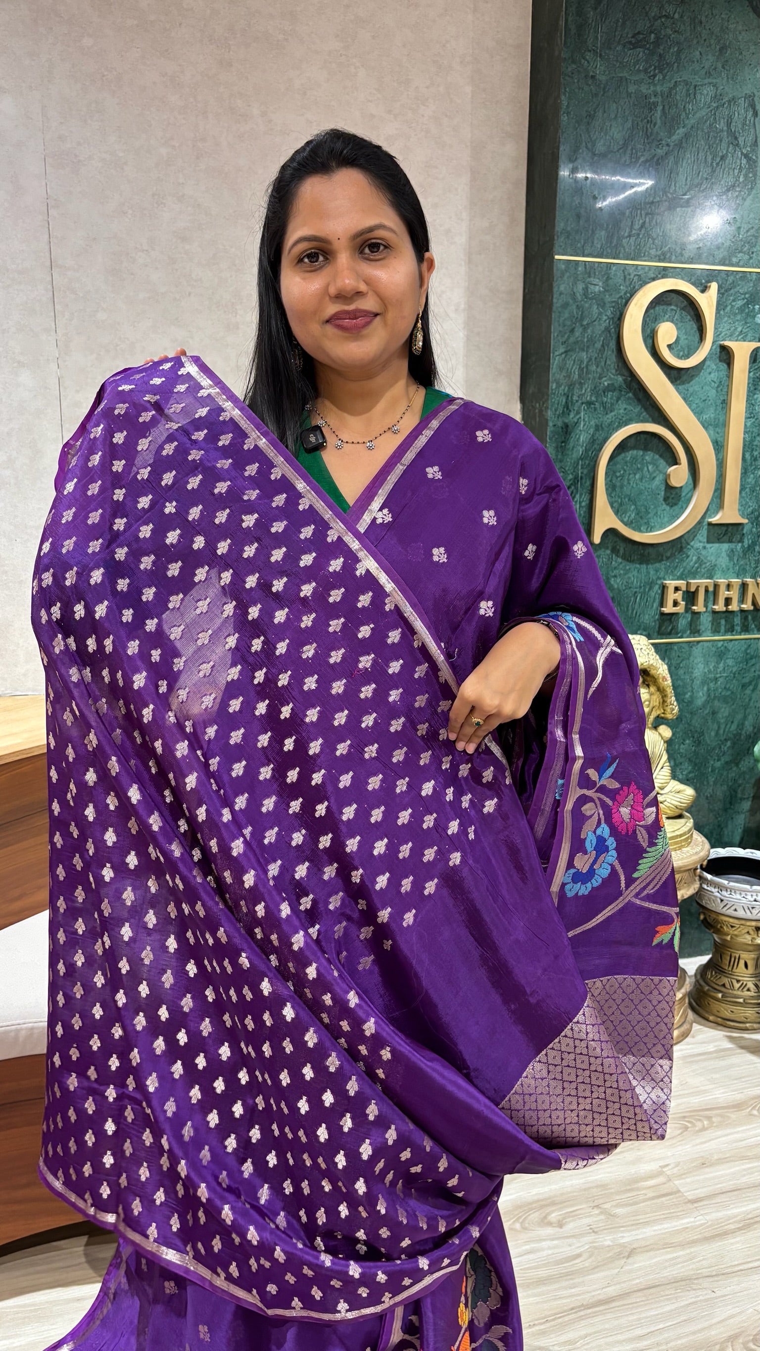 Paper silk meena buti