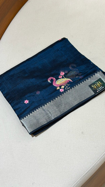 Mangalgiri embroidery