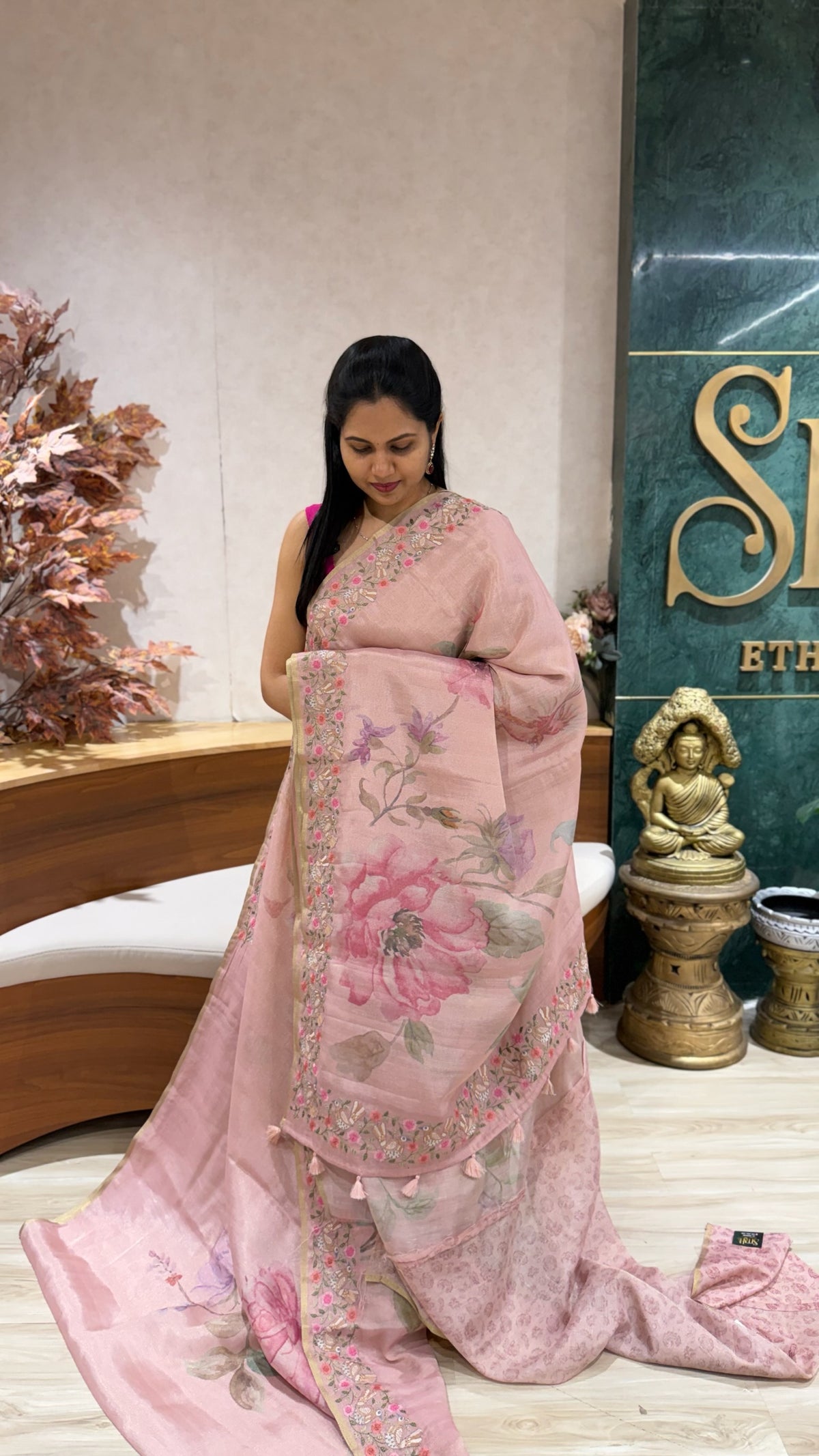 Linen tissue work
