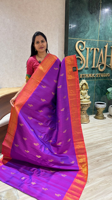 Handloom gadwal pattu
