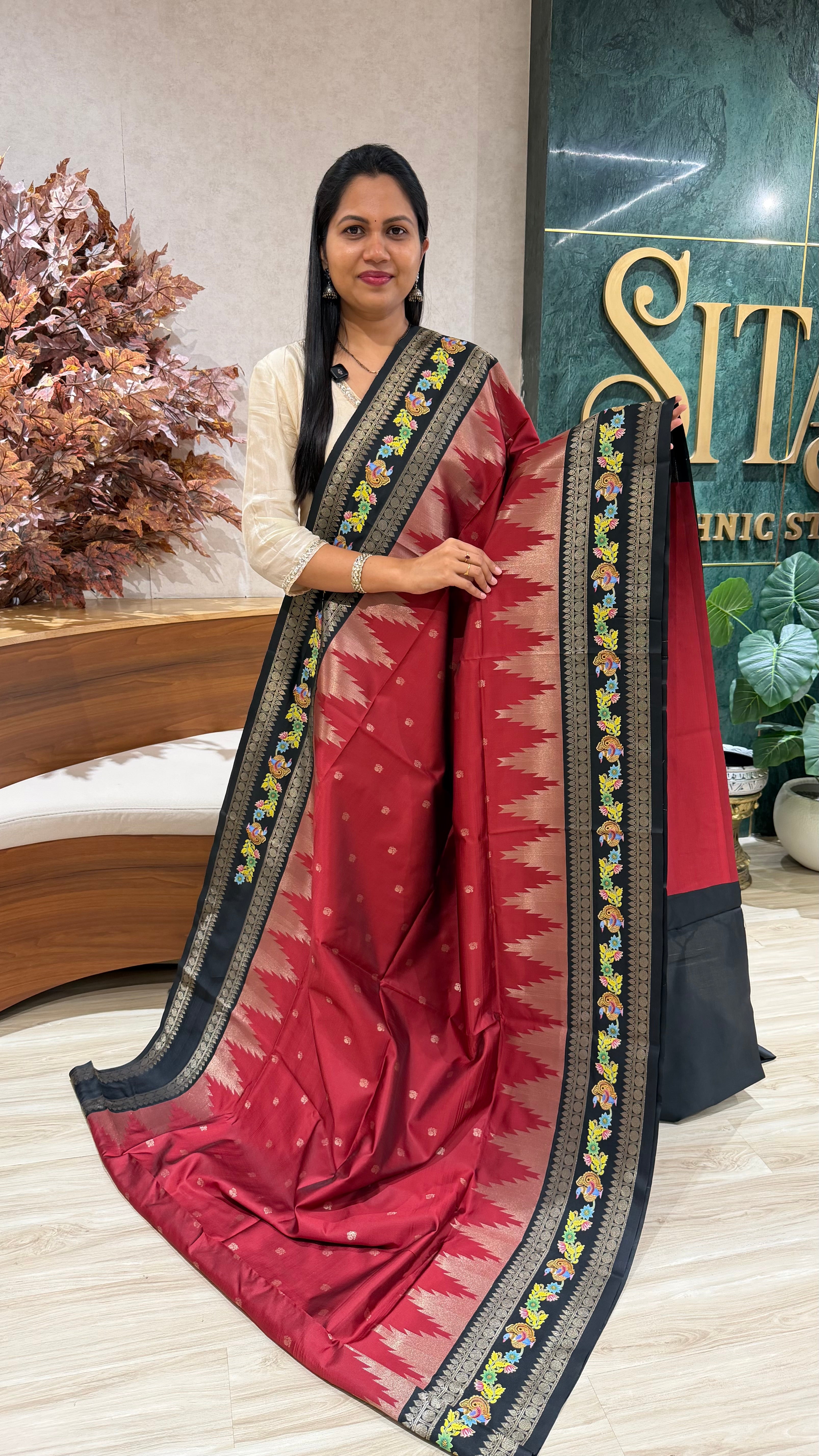 Fancy silk Tanjore print
