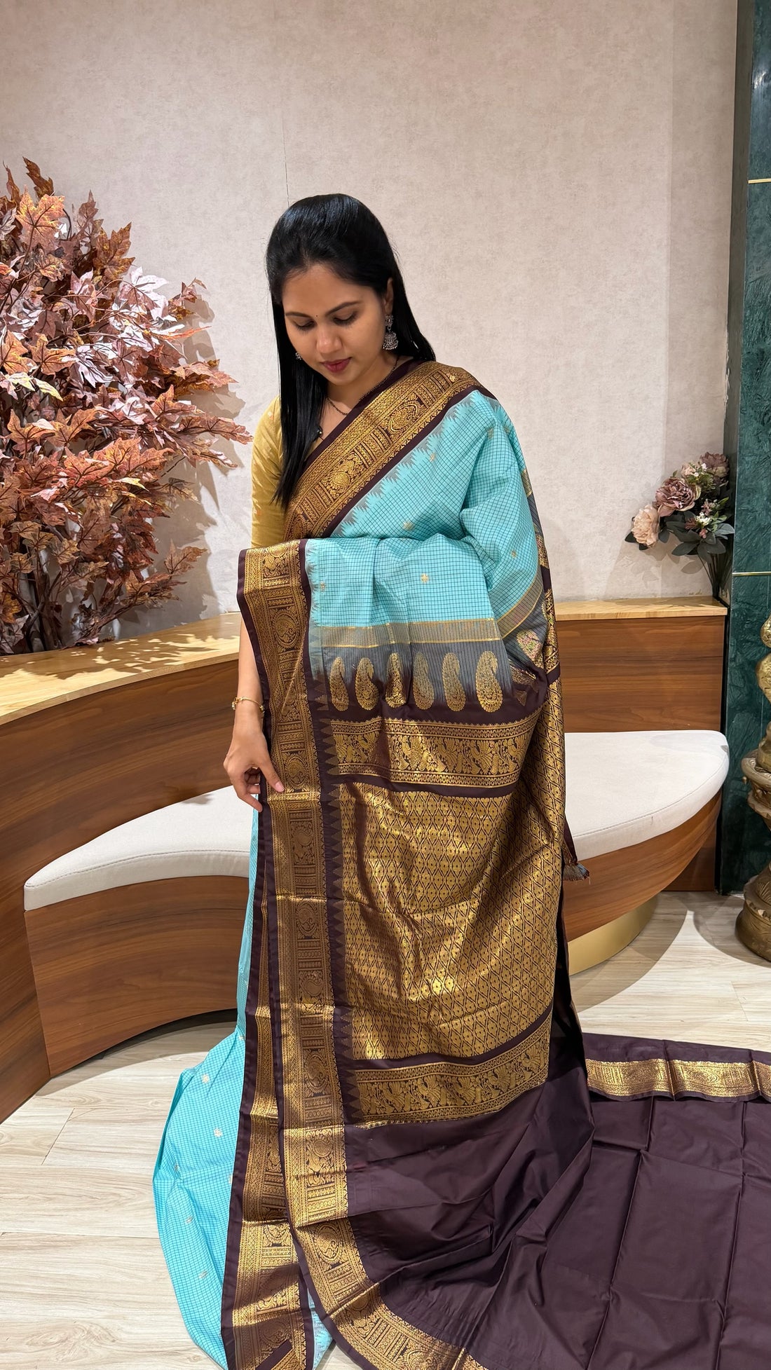 Semi Gadwal