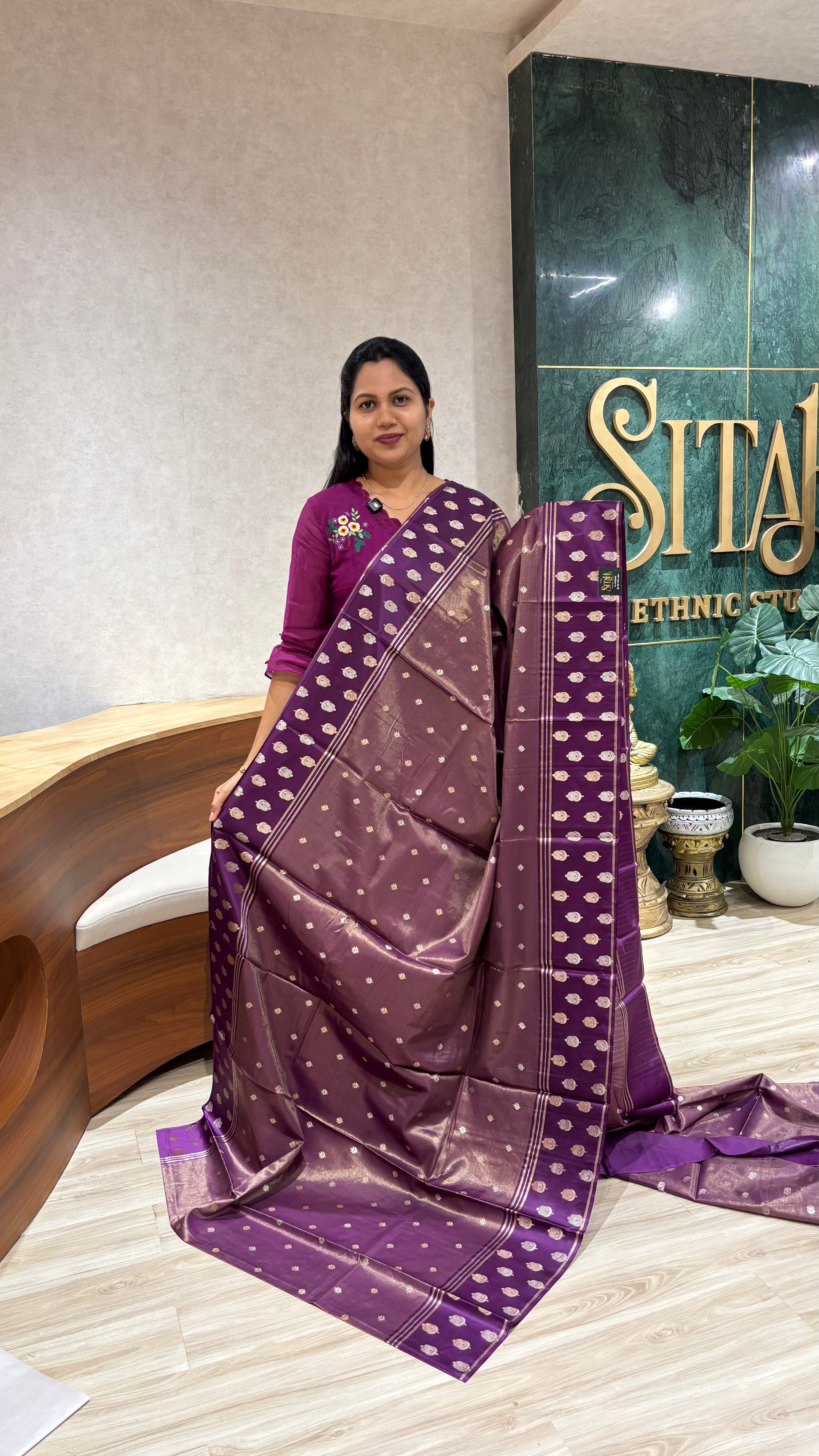 Tissue with mashru satin border purple