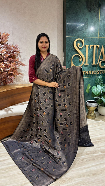Banaras allover weaving