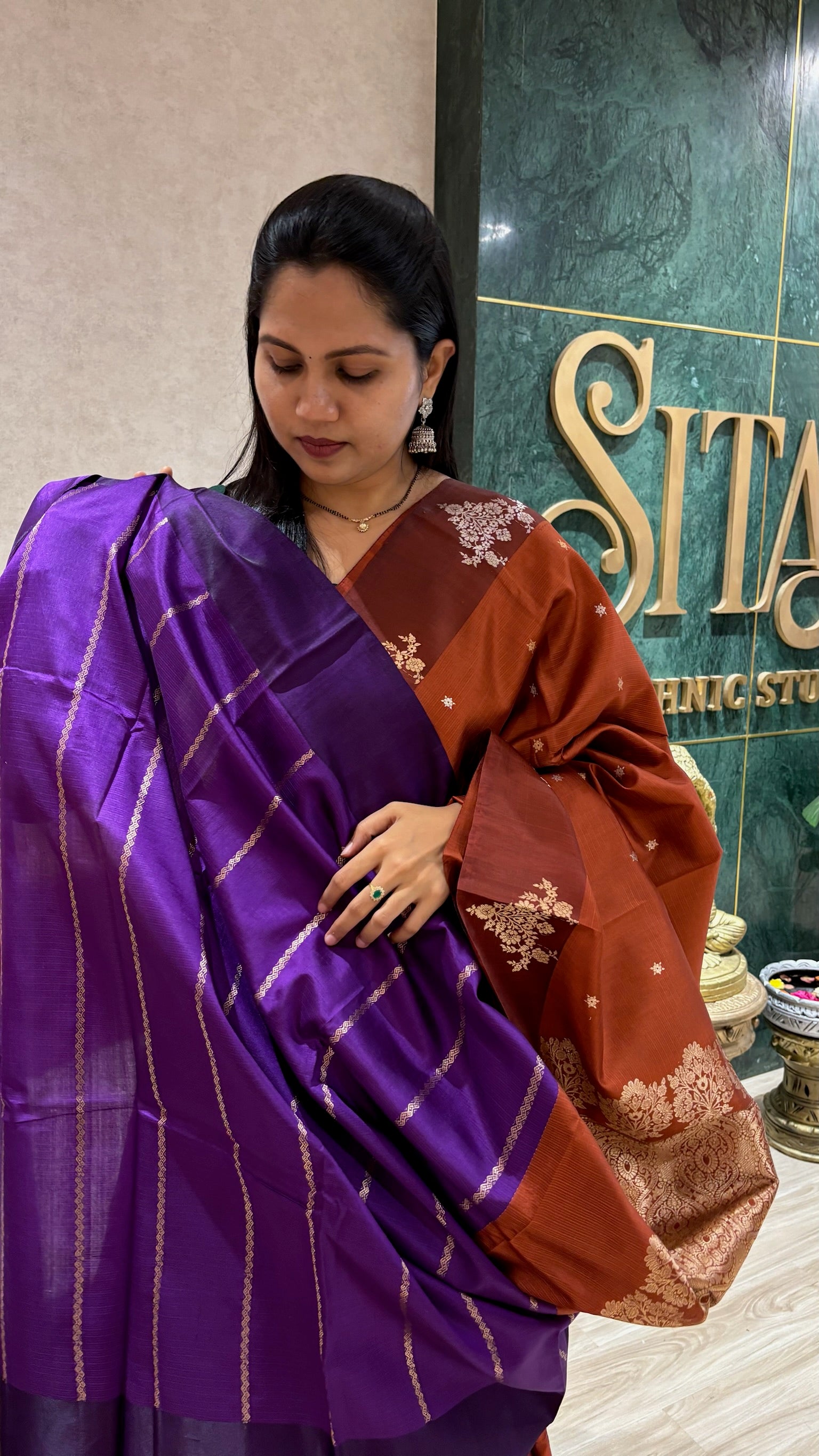 Handloom mango pattu