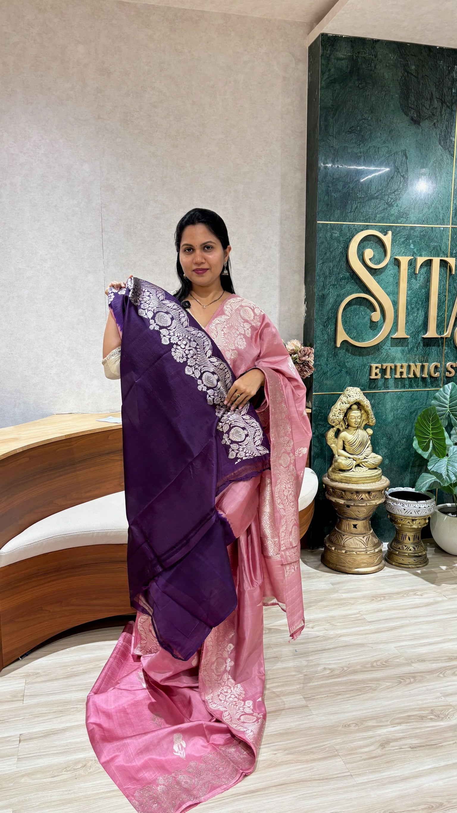 Handloom mango pattu