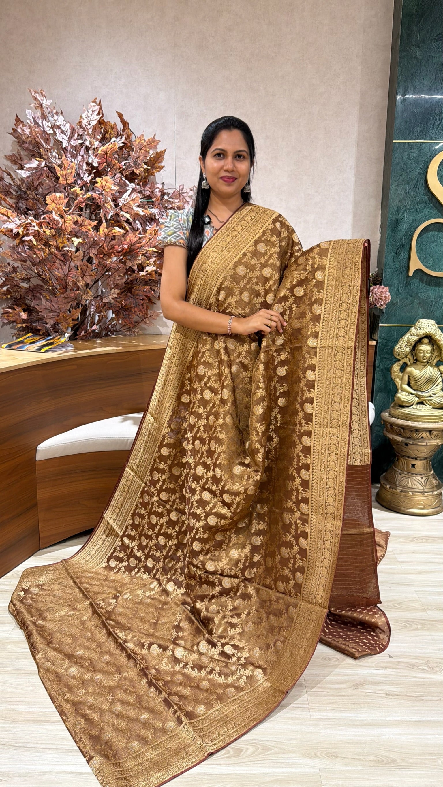 Tissue Banaras all over brown