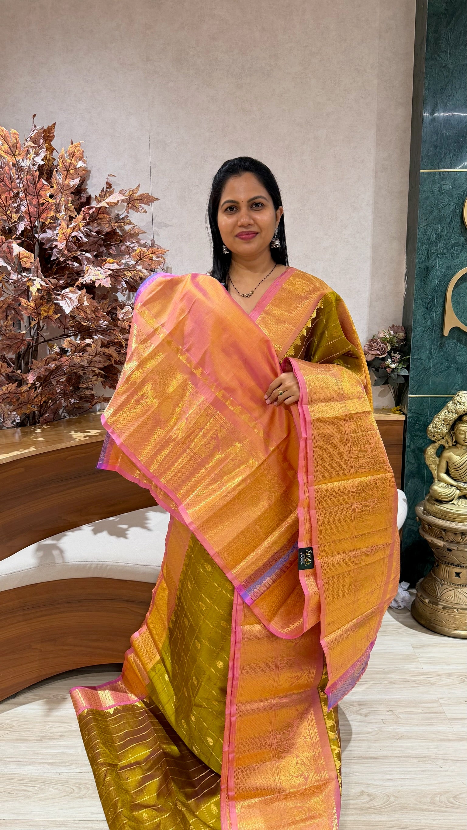 Handloom gadwal pattu