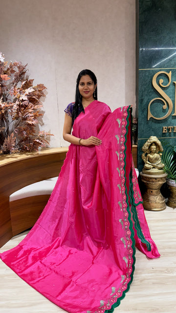 Mangalgiri embroidery