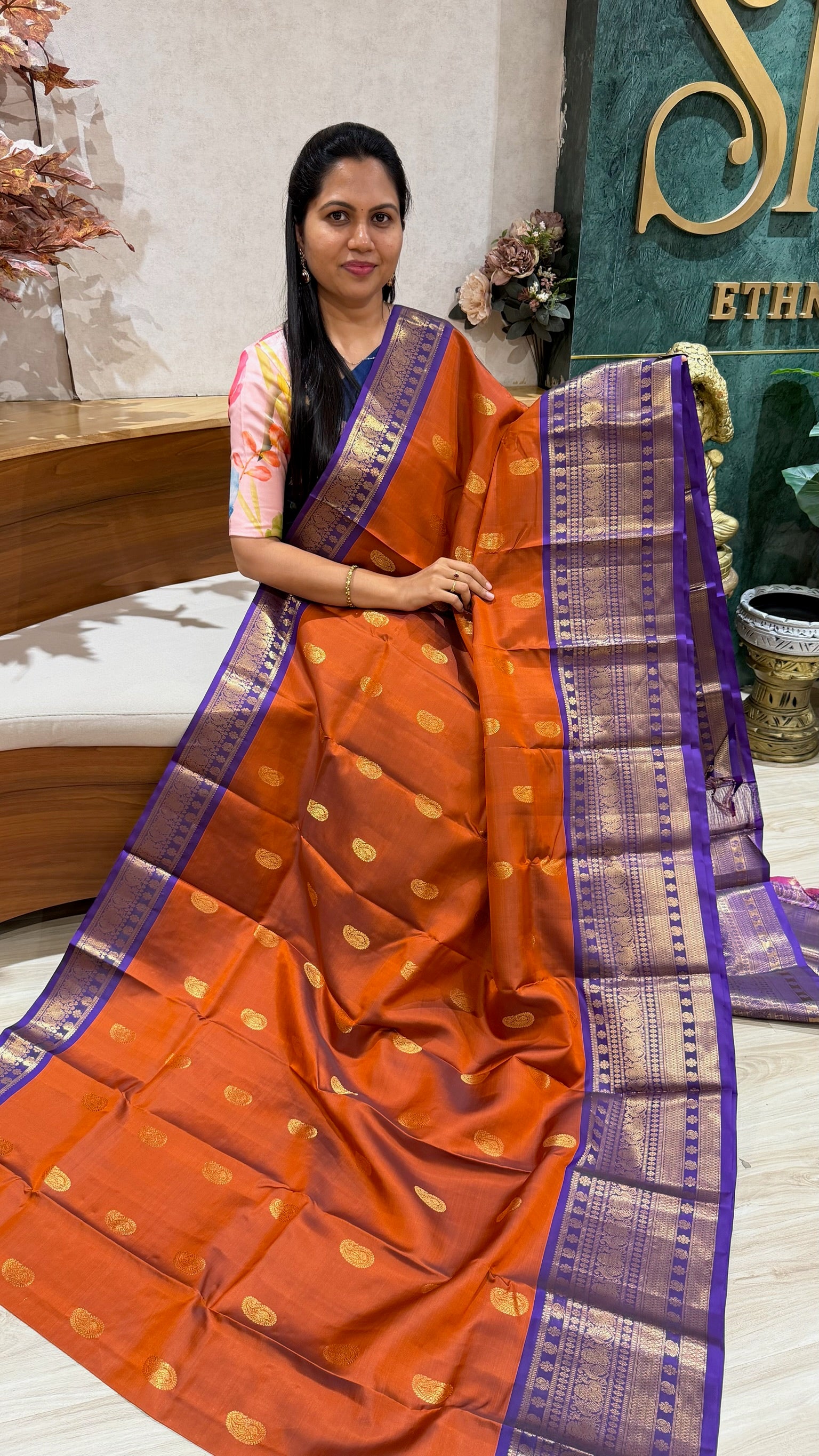 Lightweight kanchi pattu