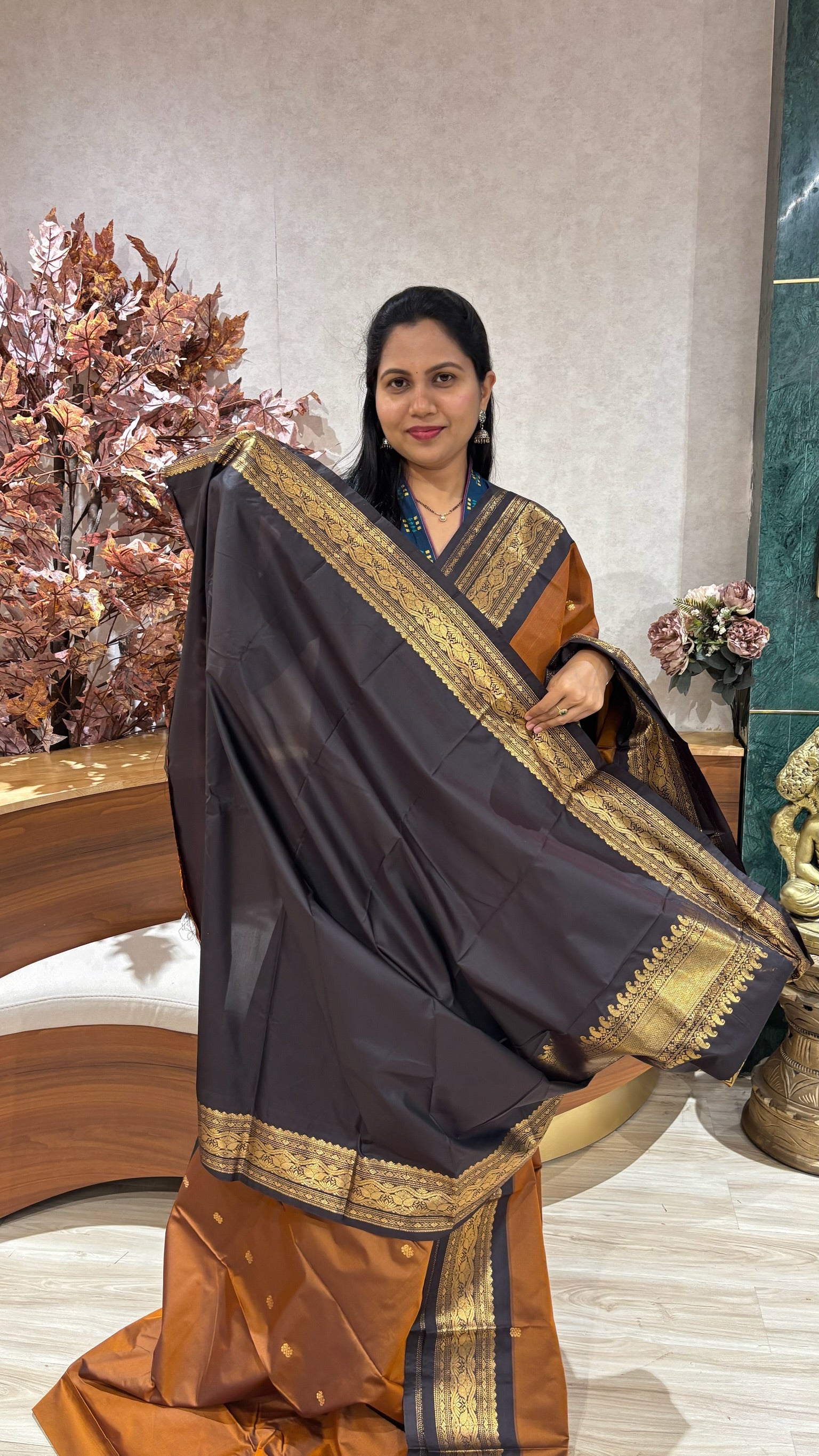 Semi Gadwal 2000