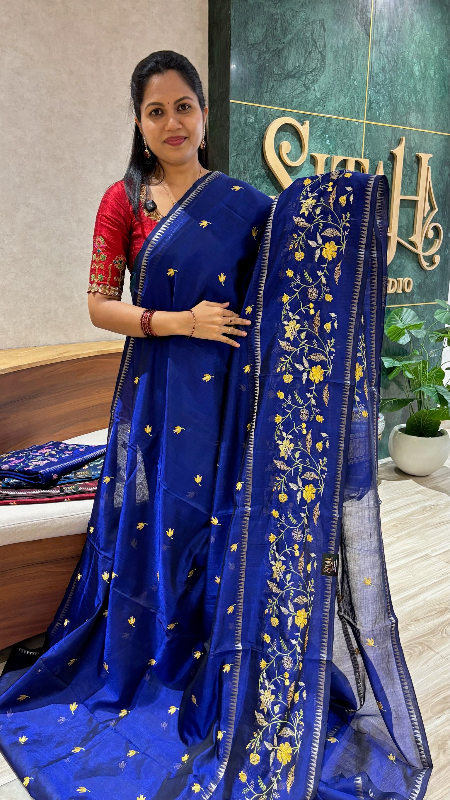 Mangalgiri pattu embroidery