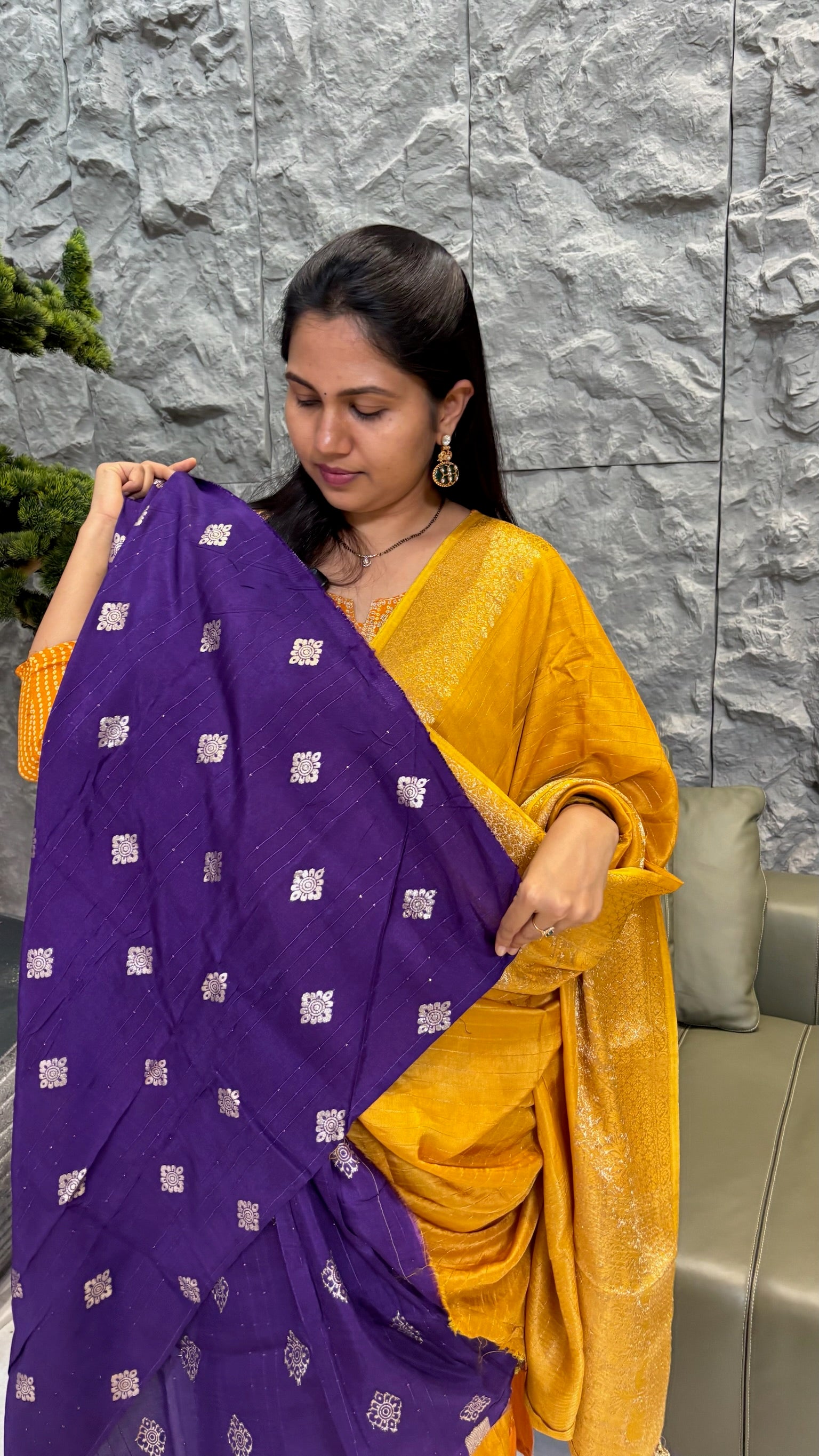 Dola silk yellow