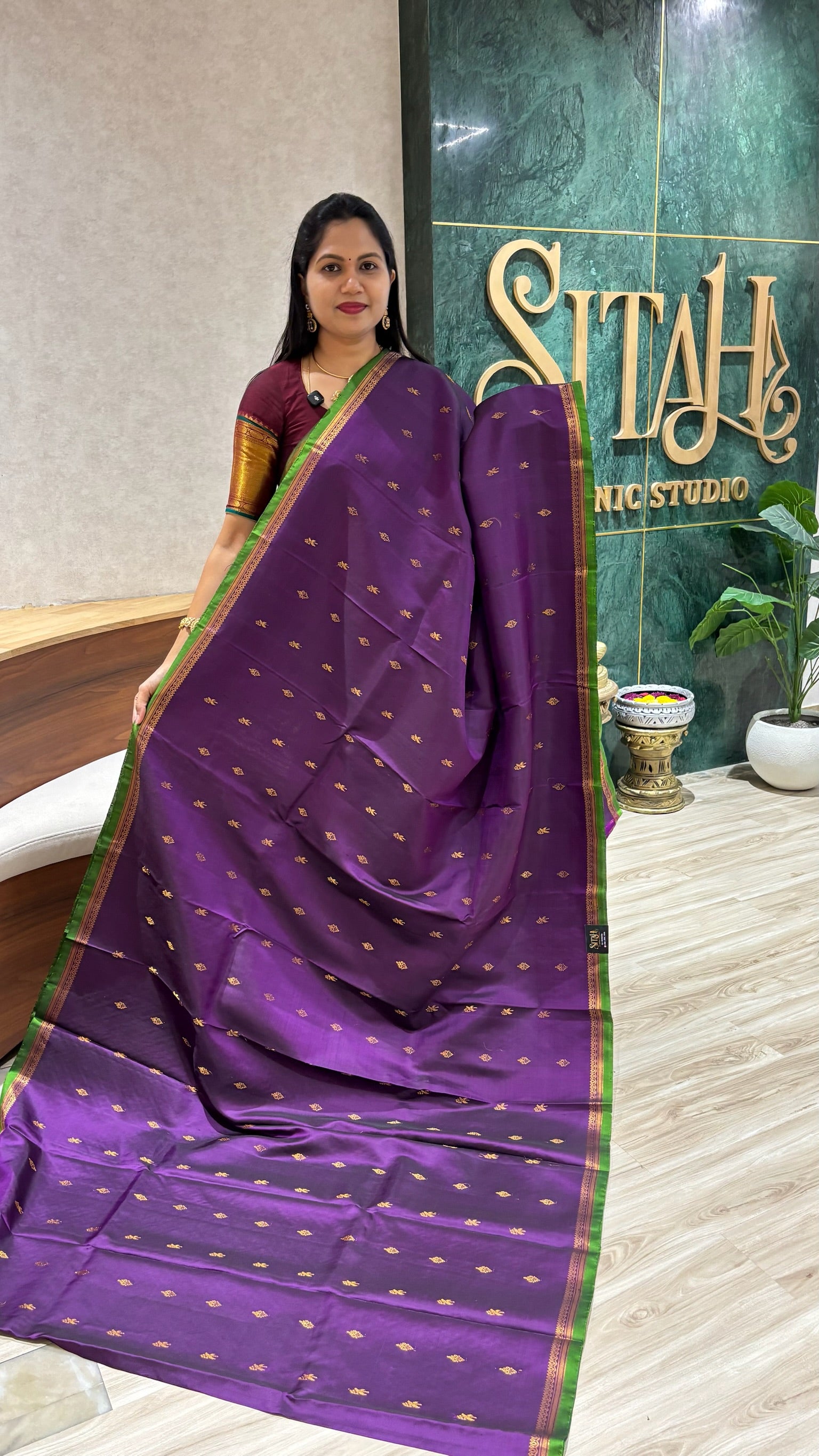 Handloom gadwal pattu purple