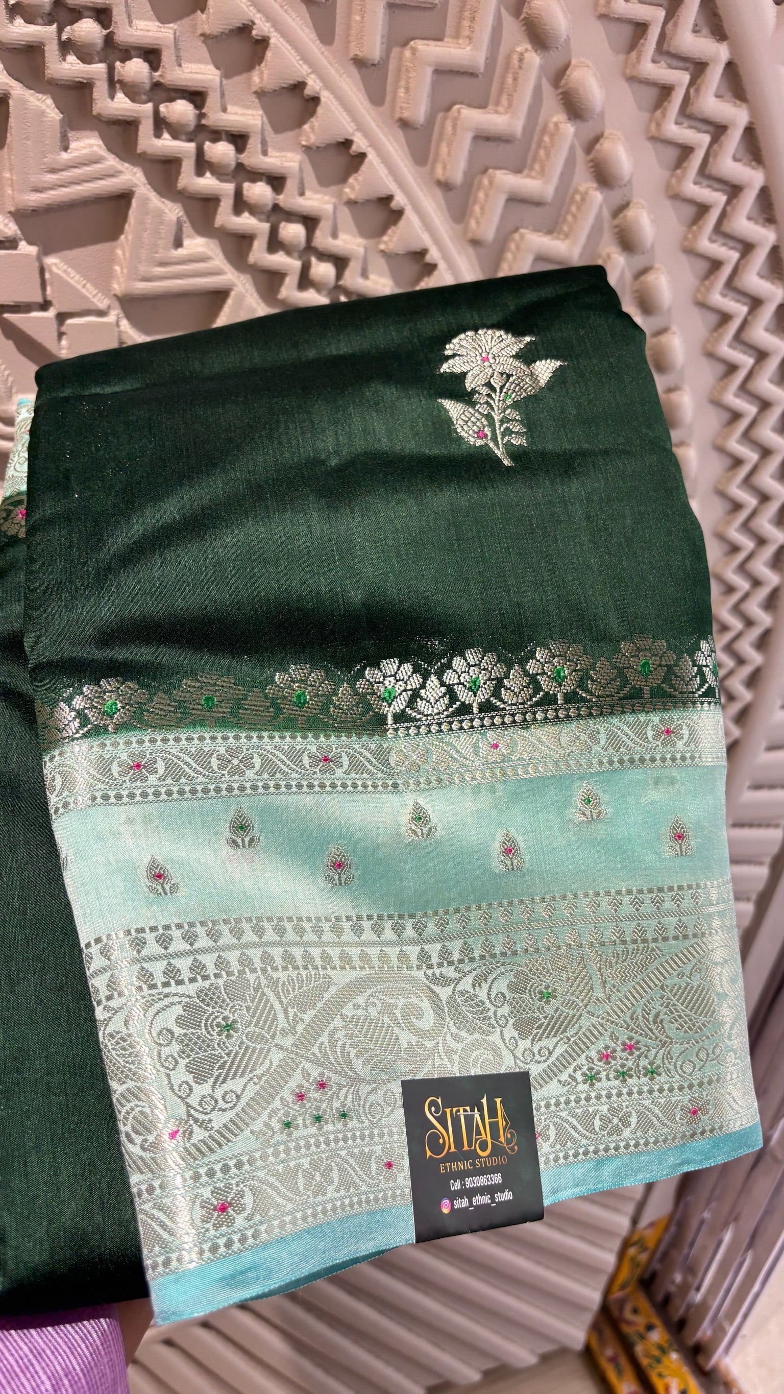 Fancy mango pattu green