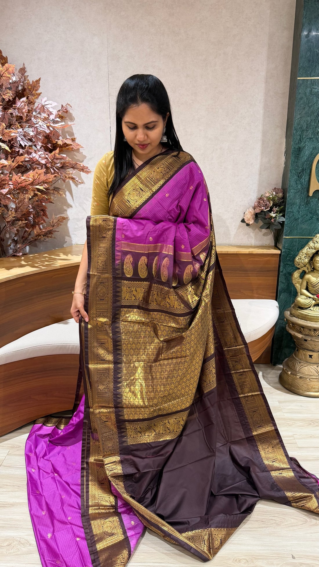 Semi Gadwal