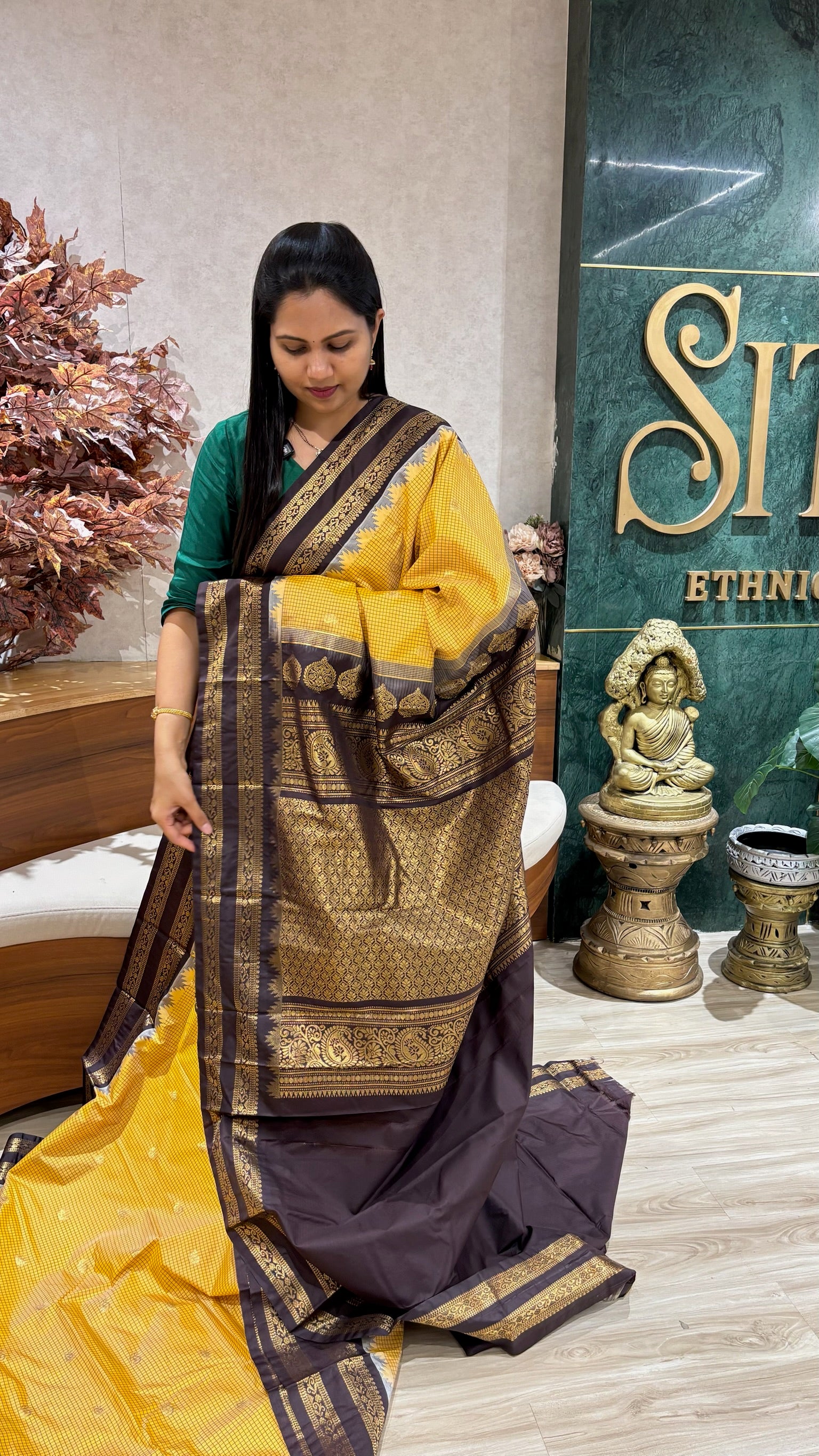 Semi Gadwal light yellow