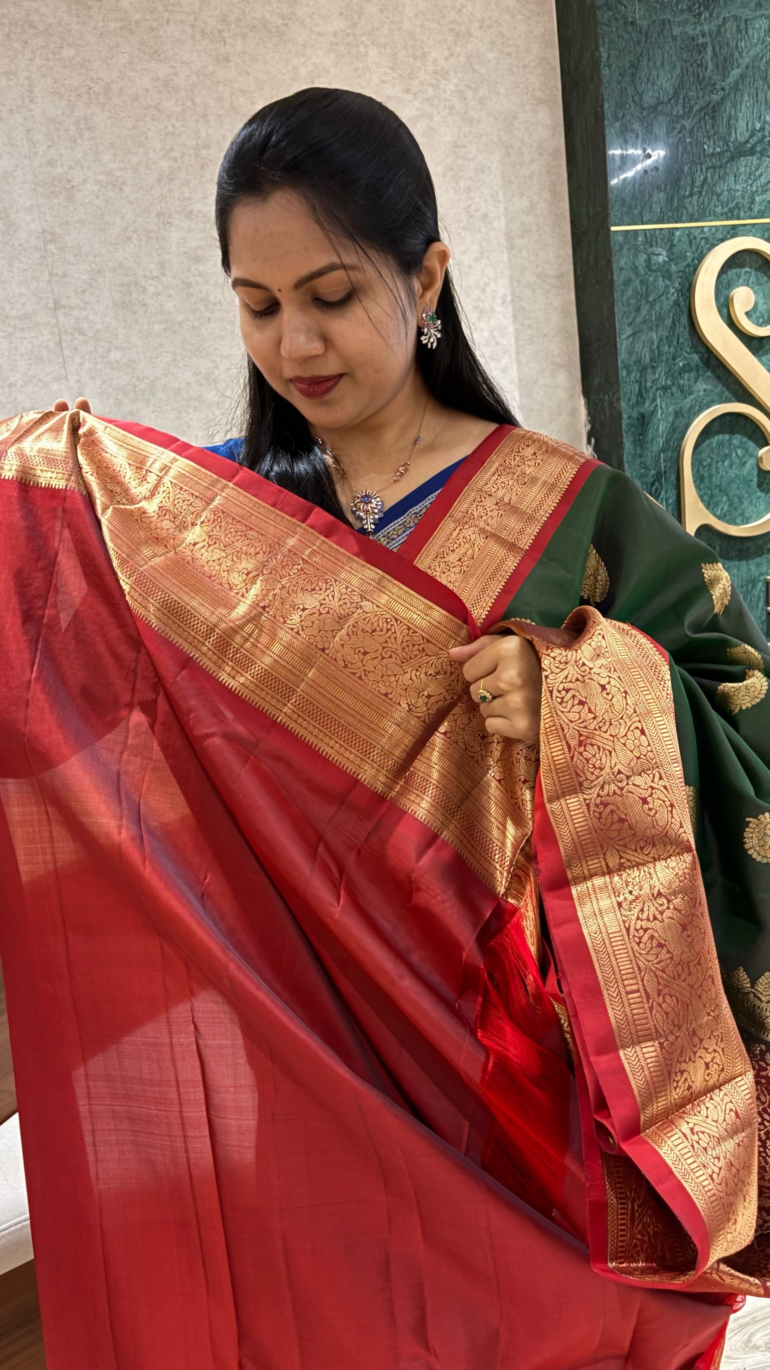 Light weight kanchi pattu