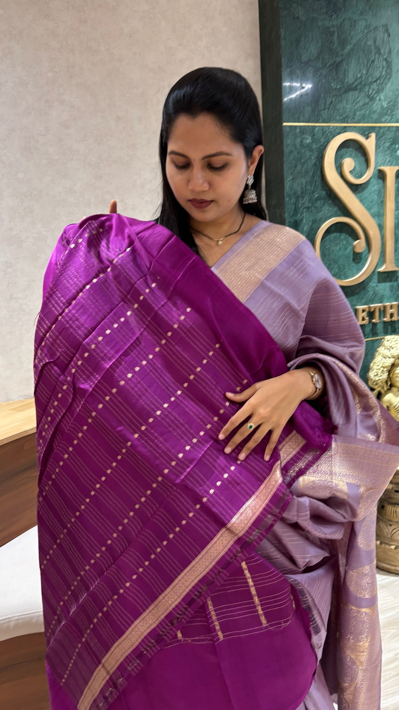 Handloom mango pattu