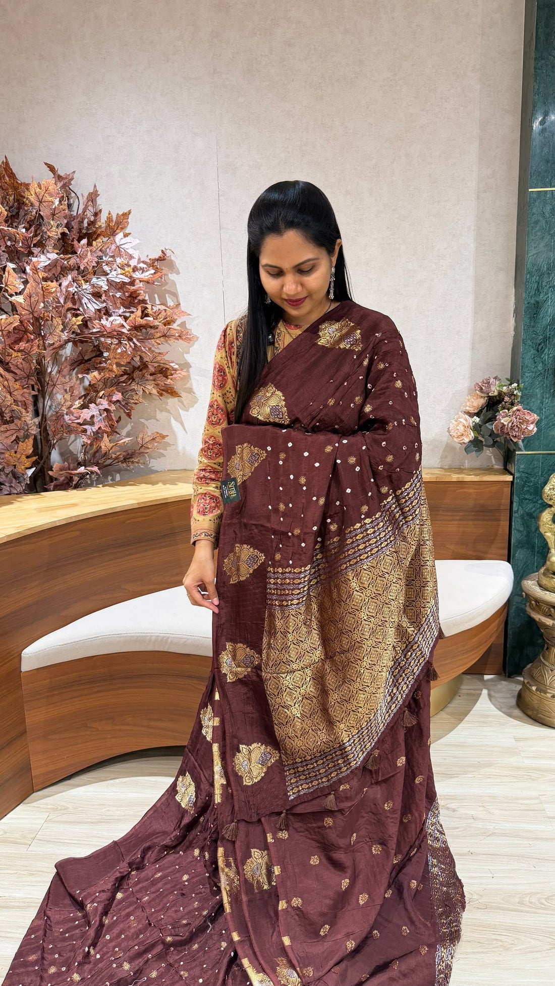 Chinon silk bandhini brown