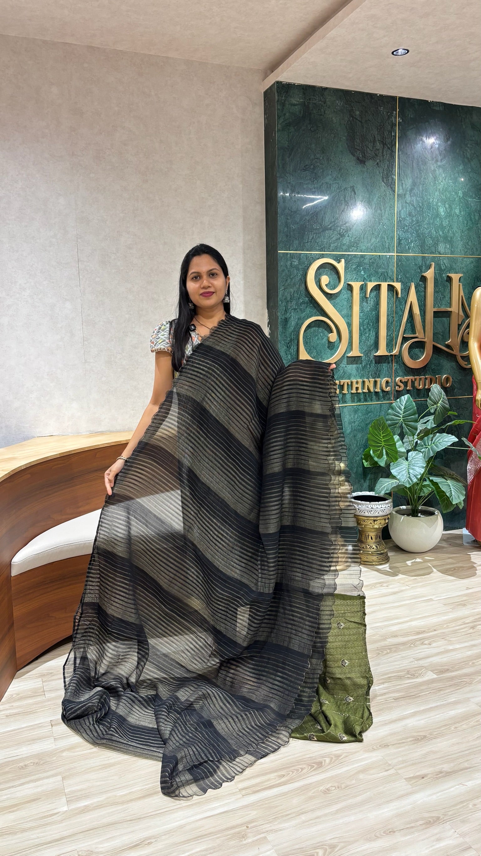 Fancy chiffon black