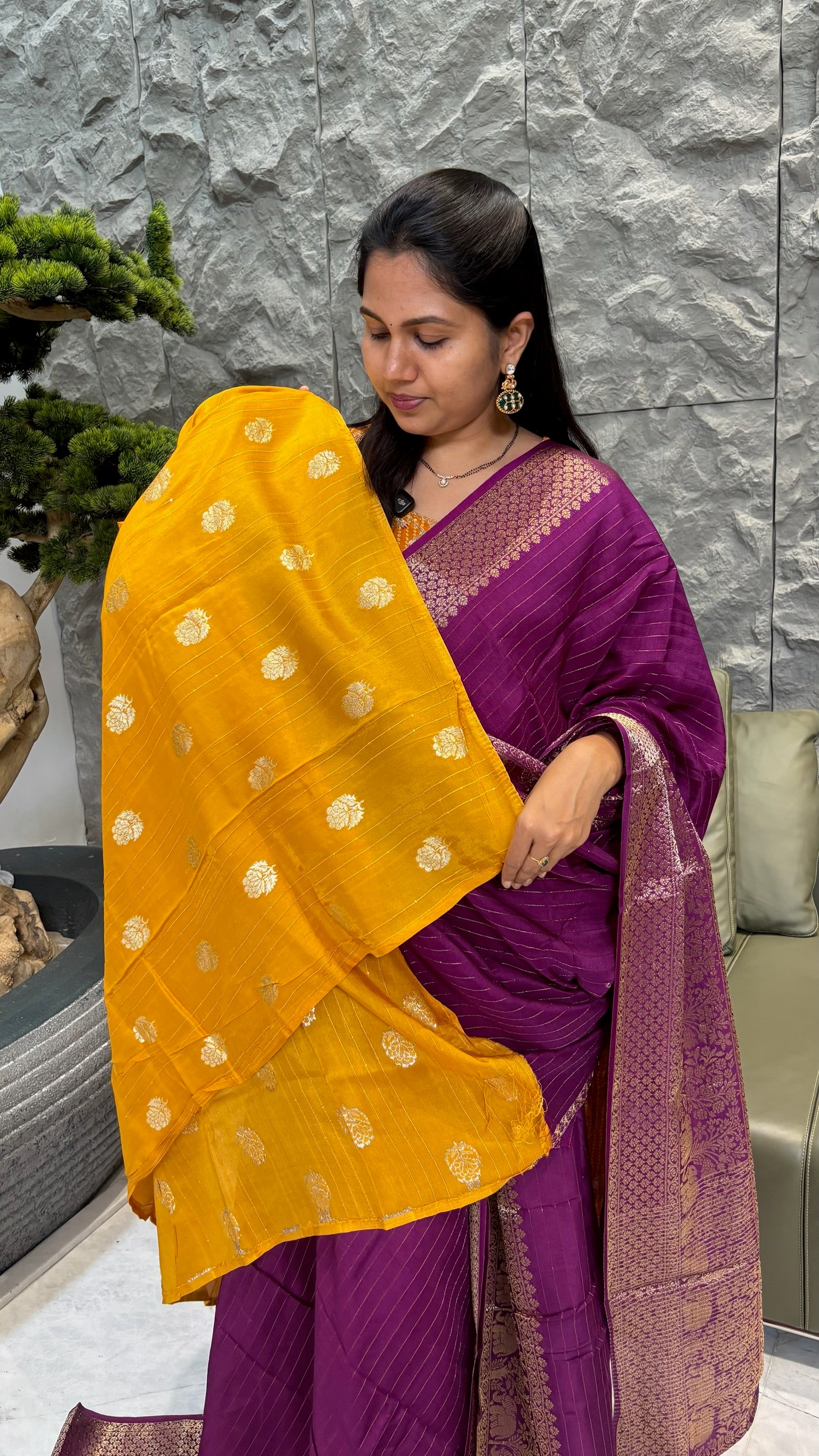 Dola silk wine