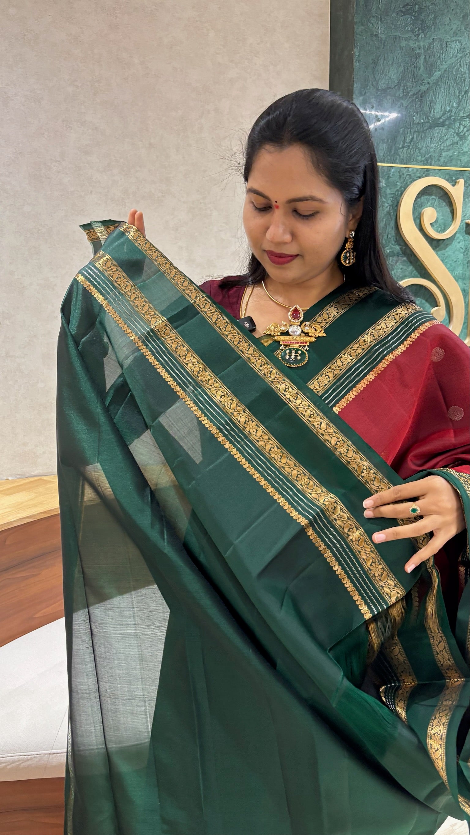 Handloom kanchi red