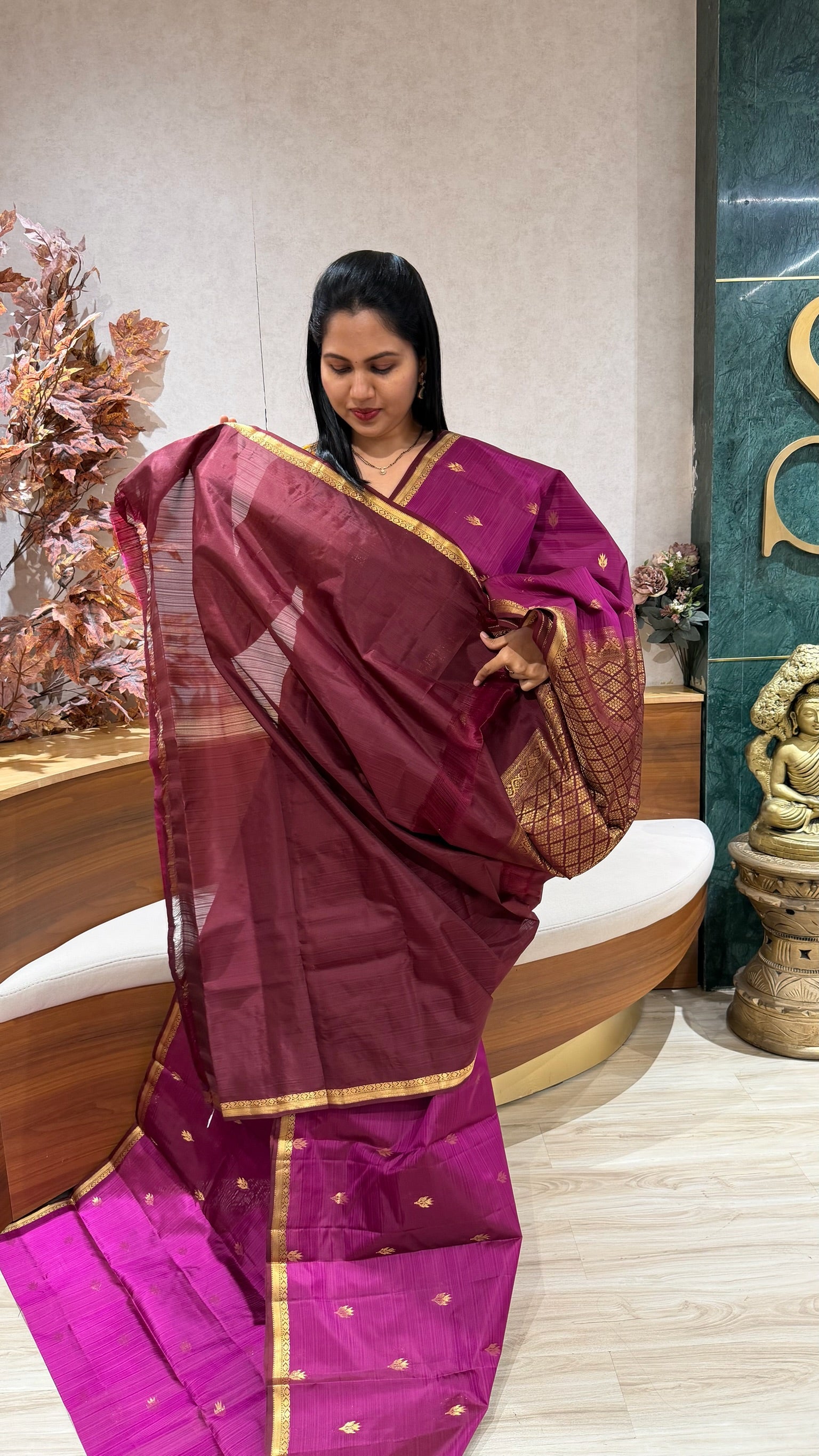 Small border Kanchi pattu