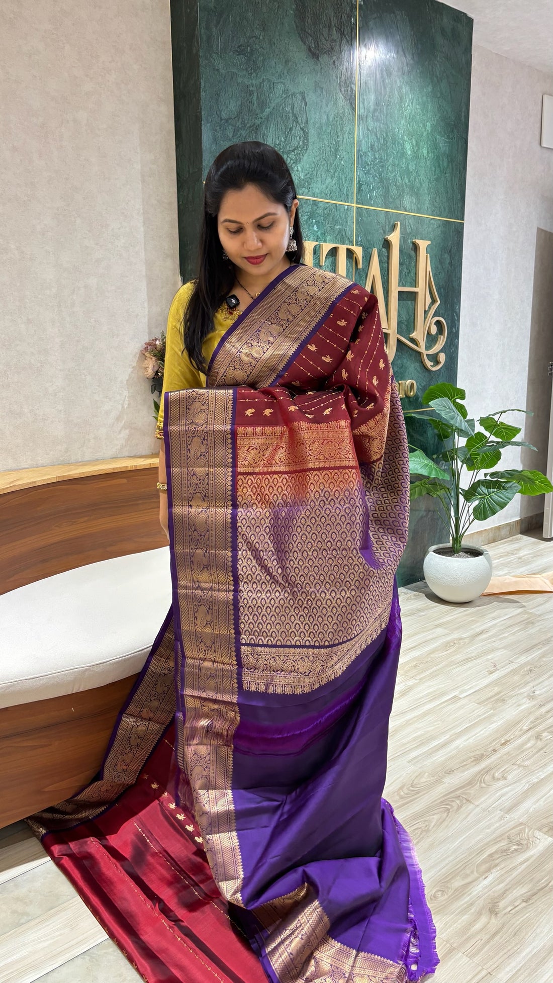 Handloom kanchi pattu maroon