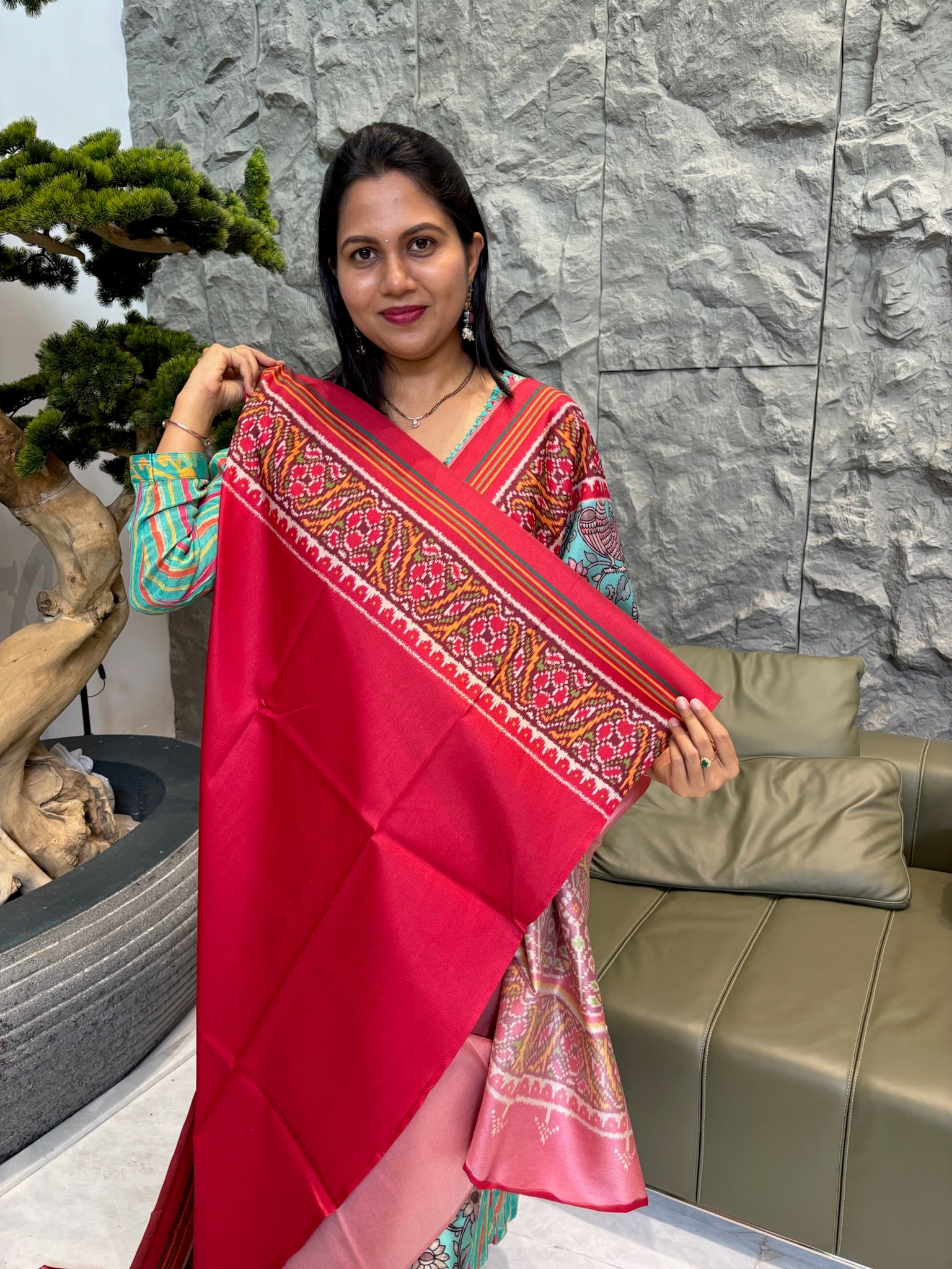 Spun patola sea green red