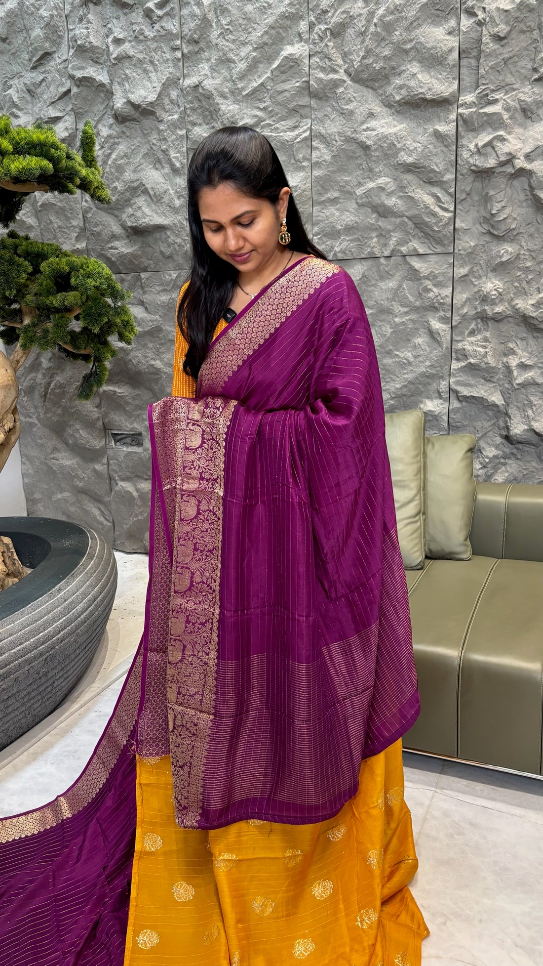 Dola silk wine