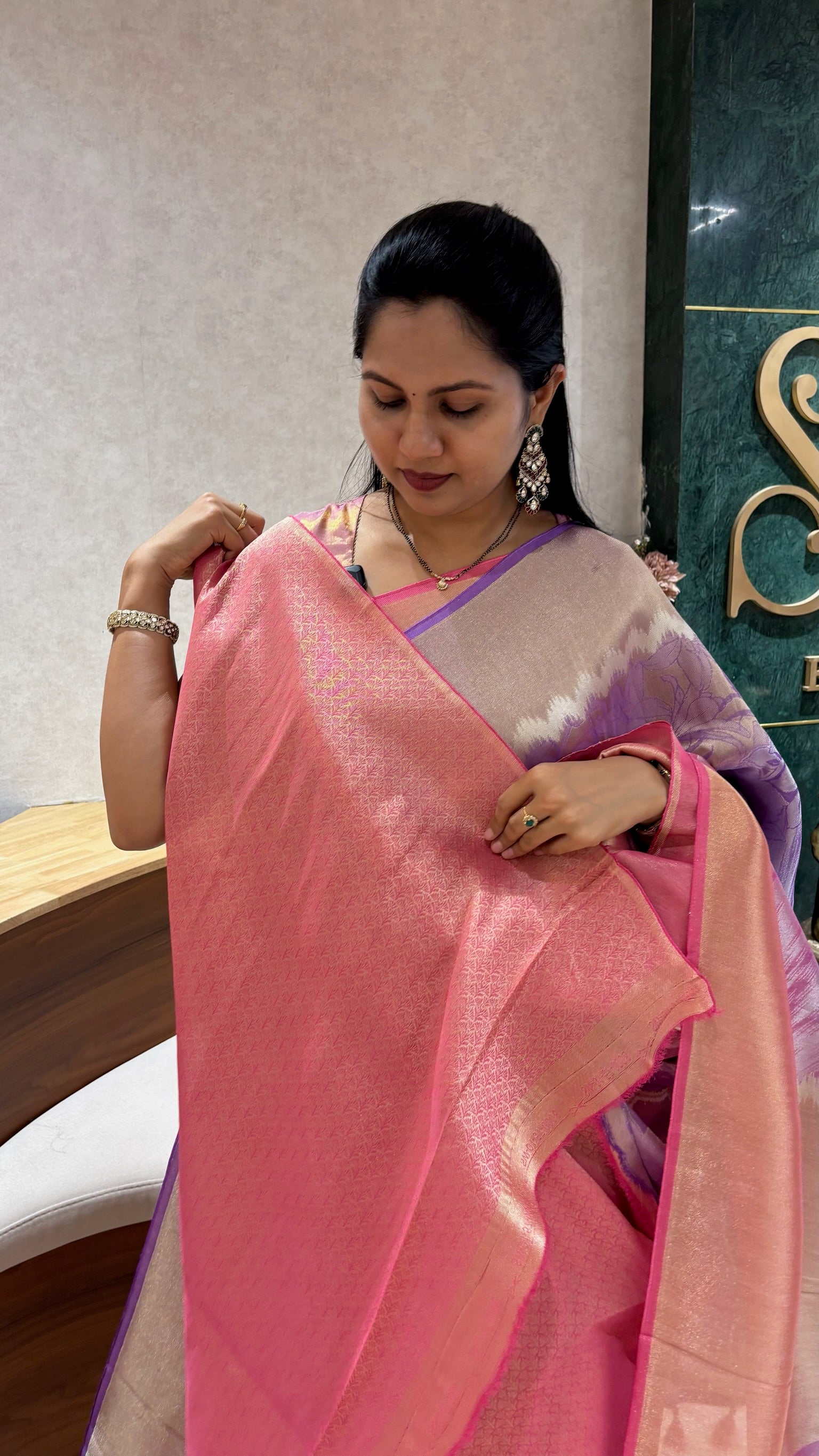 Tissue georgette flower design