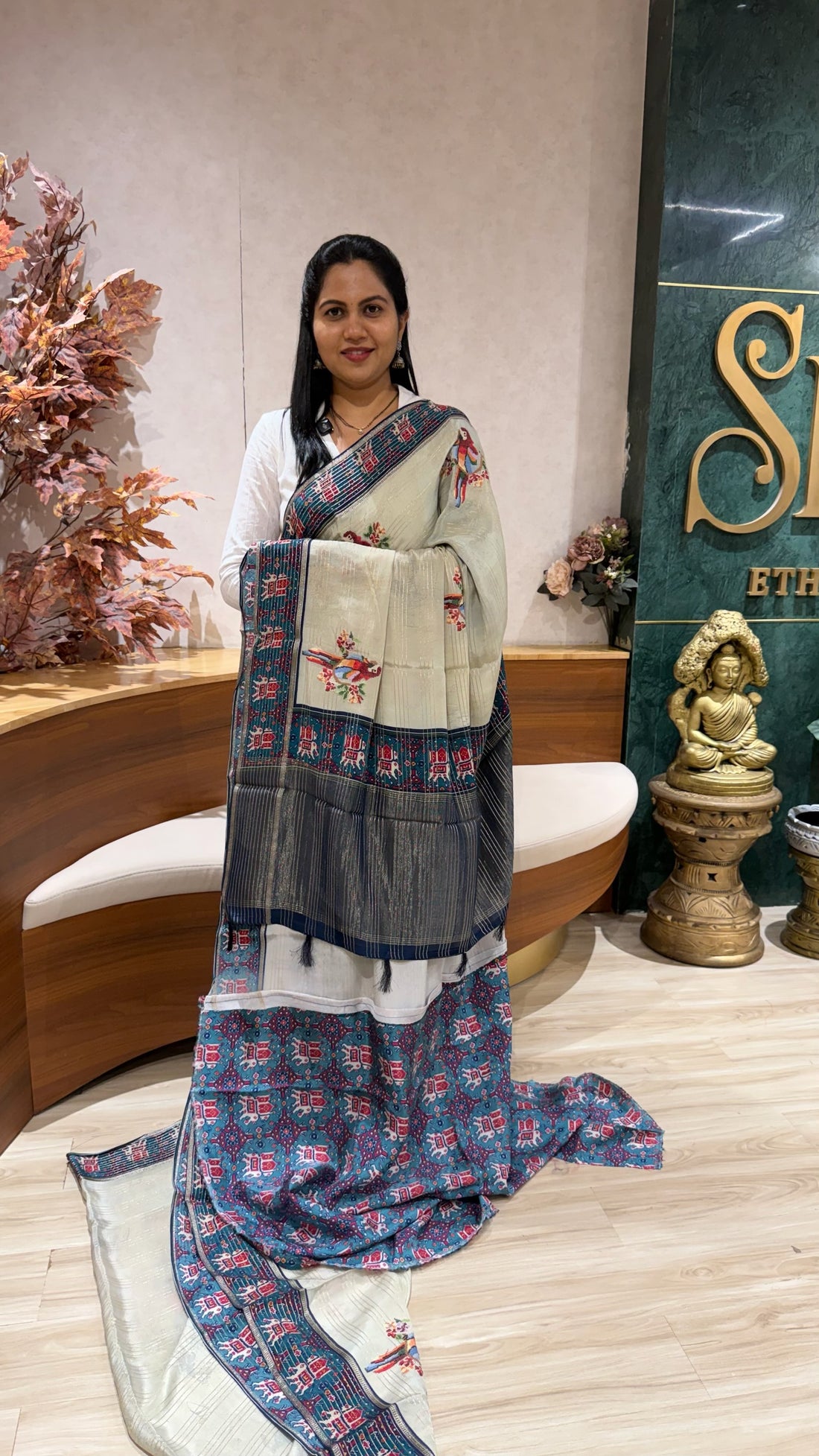 Crepe embroidery
