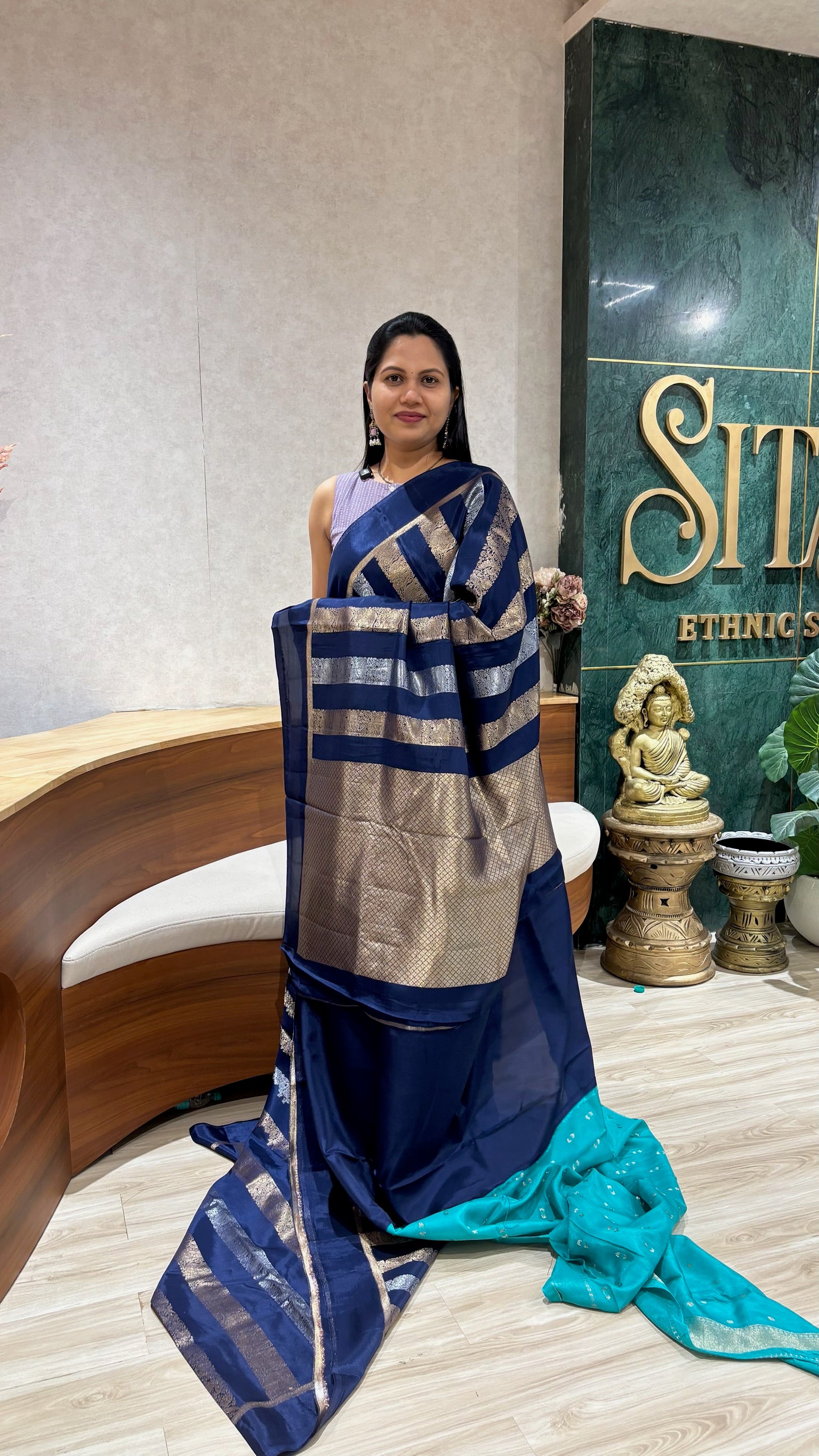 Banaras dola silk saree