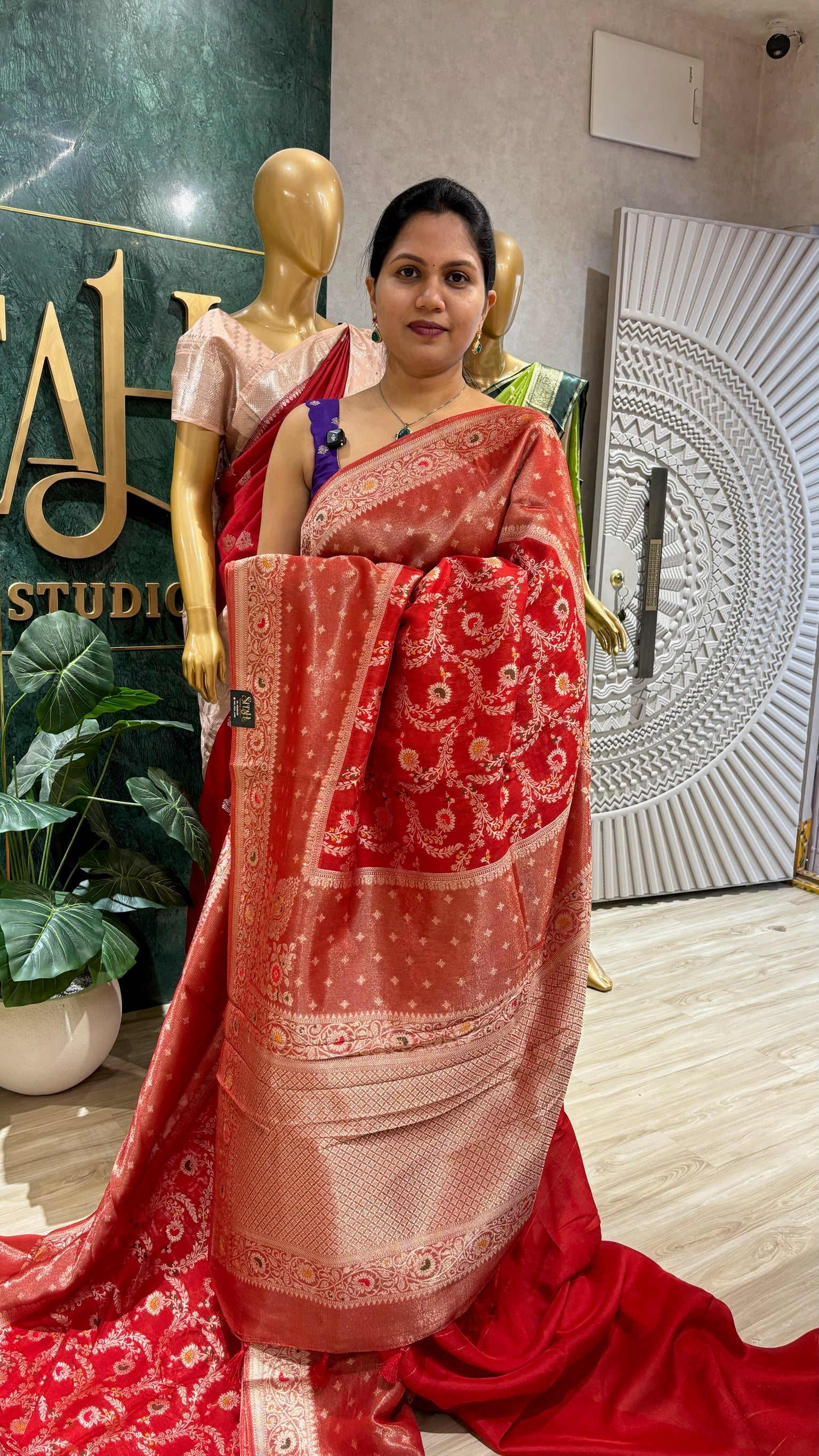 Tussar georgette red