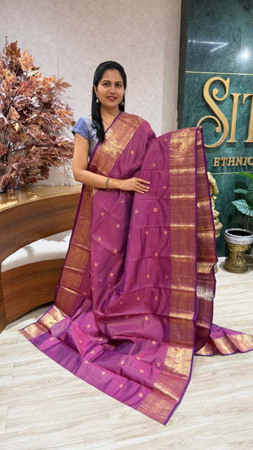 Vintage light weight pattu
